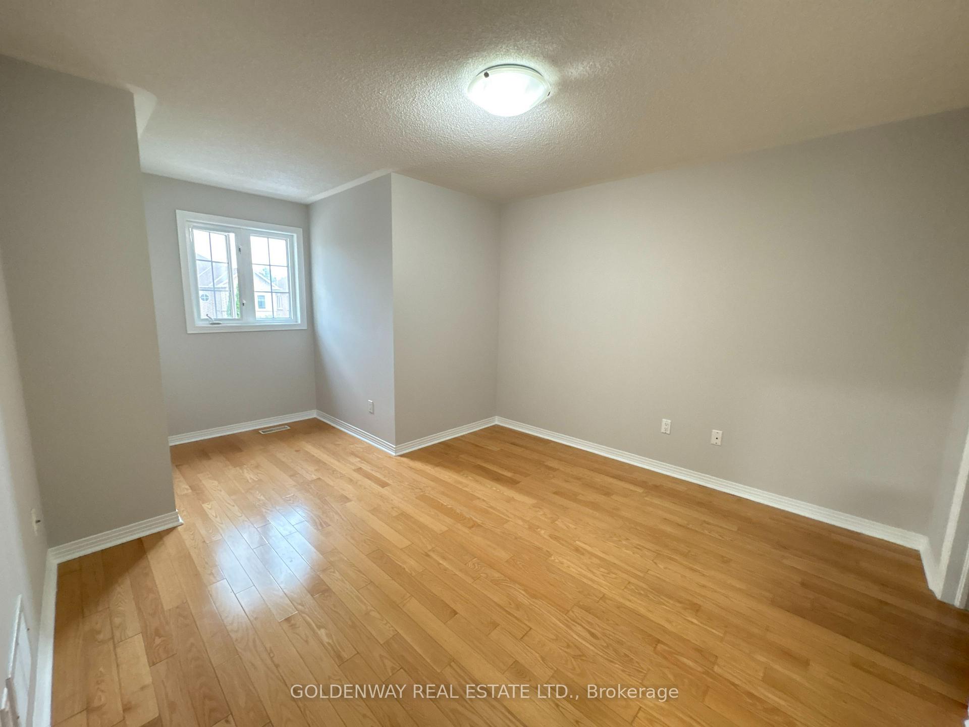 Photo 15 of 34 Whitford Road, Markham, Cachet — HOMEH