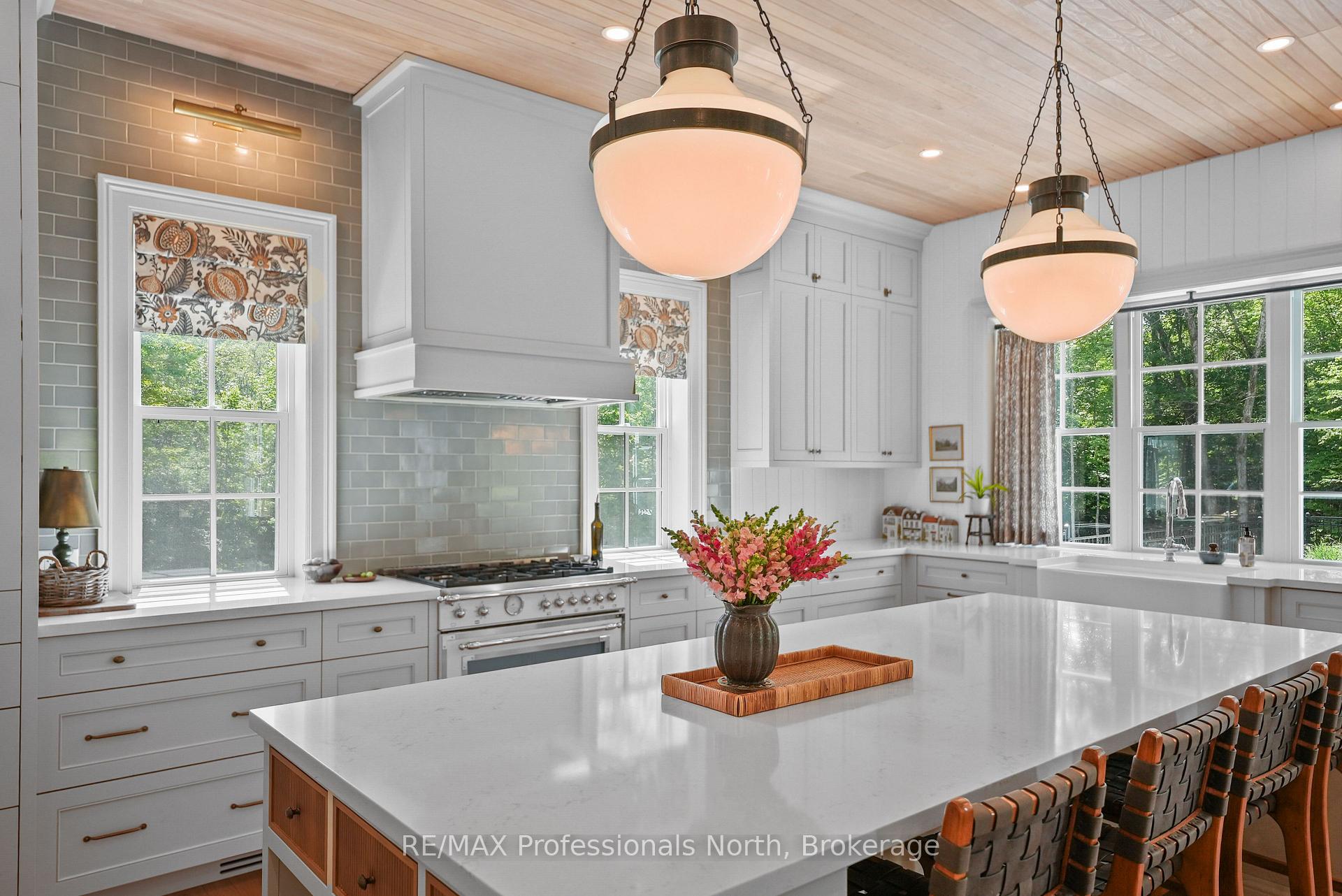 Photo 8 of 1018 Flagstone Lane, Minden Hills, Minden — HOMEH