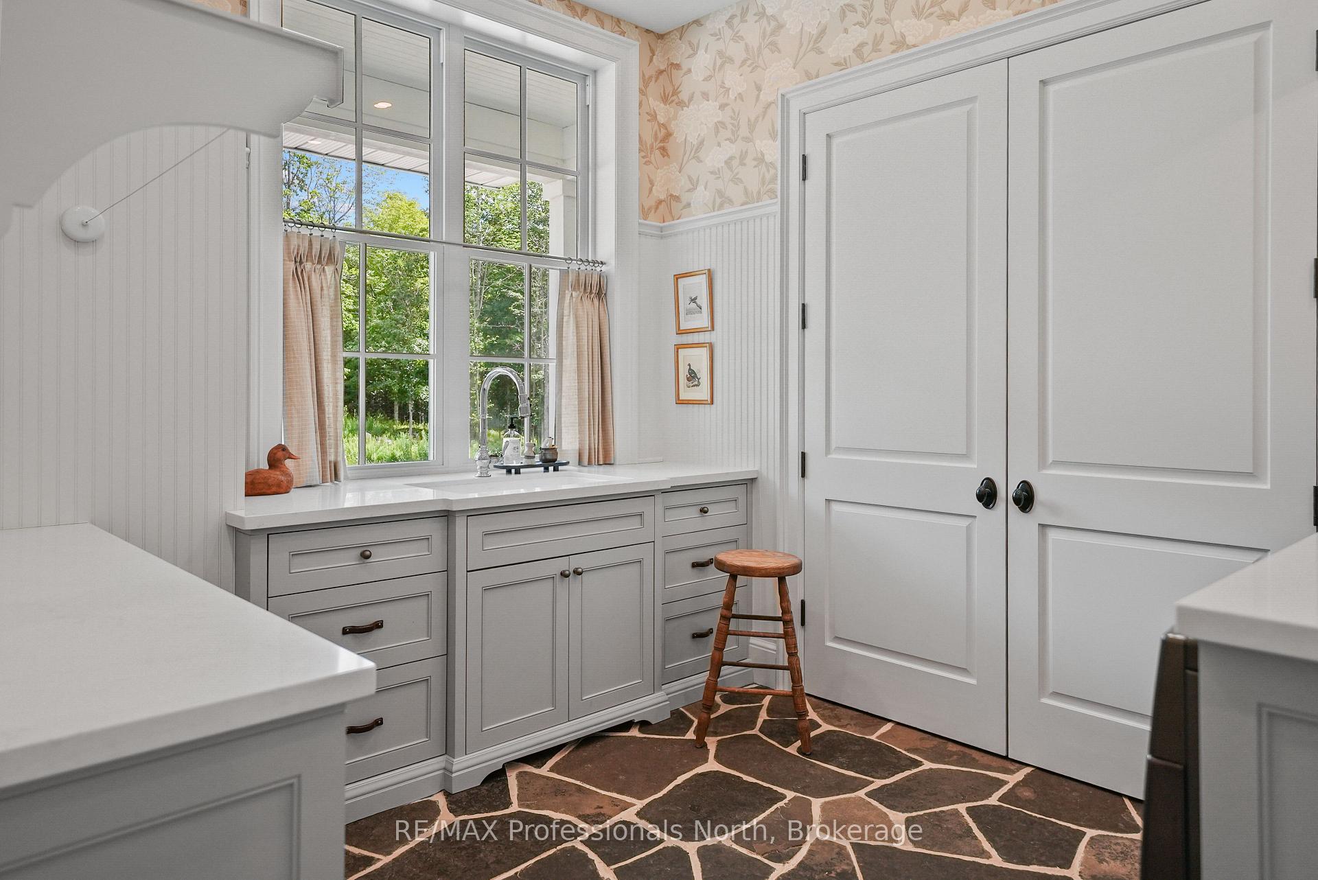 Photo 18 of 1018 Flagstone Lane, Minden Hills, Minden — HOMEH