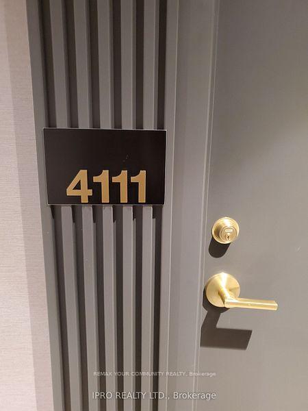 Photo 3 of Unit 4111, 5 Buttermill Avenue, Vaughan, Vaughan Corporate Centre — HOMEH