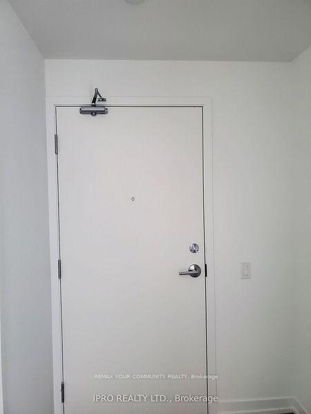 Photo 4 of Unit 4111, 5 Buttermill Avenue, Vaughan, Vaughan Corporate Centre — HOMEH