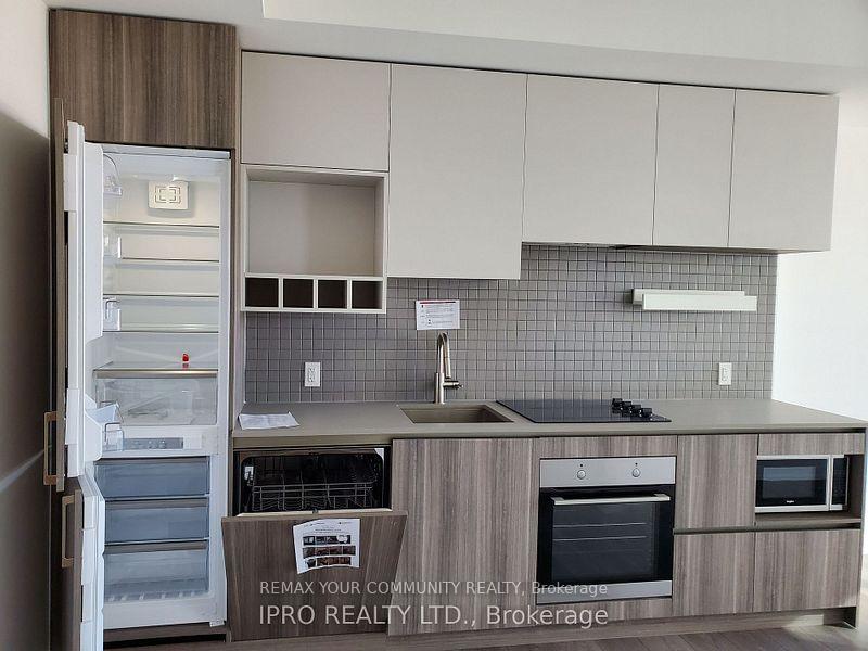 Photo 13 of Unit 4111, 5 Buttermill Avenue, Vaughan, Vaughan Corporate Centre — HOMEH