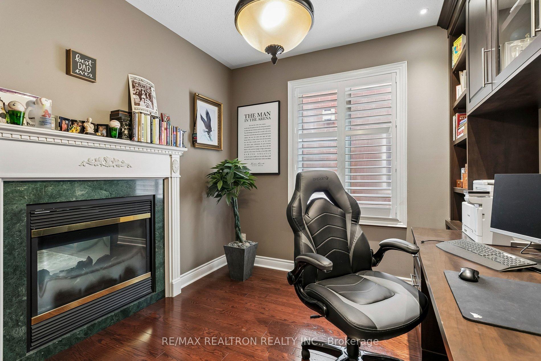 Photo 16 of 2207 Mariposa Road, Oakville, Westmount — HOMEH