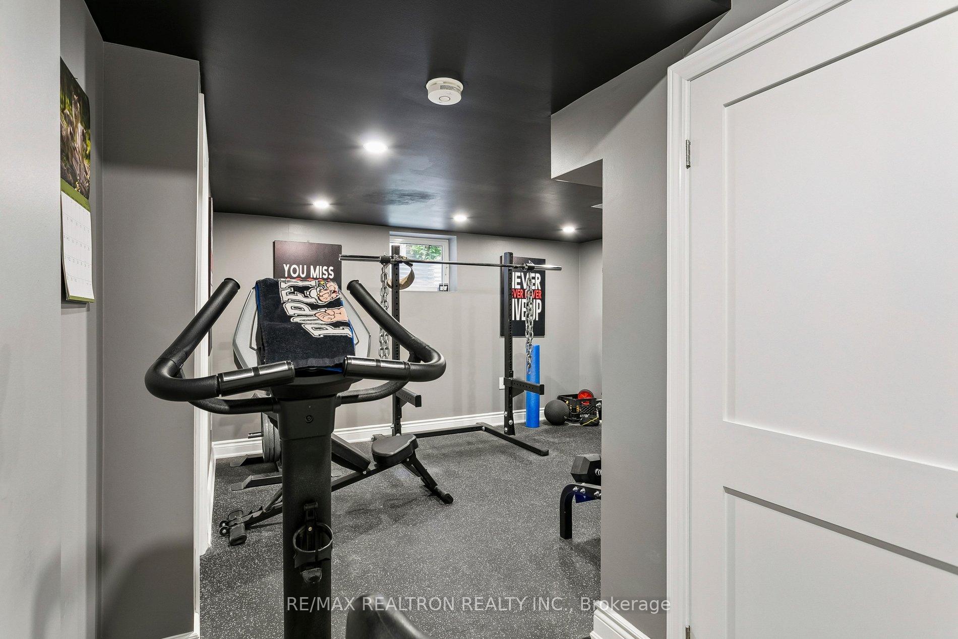 Photo 42 of 2207 Mariposa Road, Oakville, Westmount — HOMEH