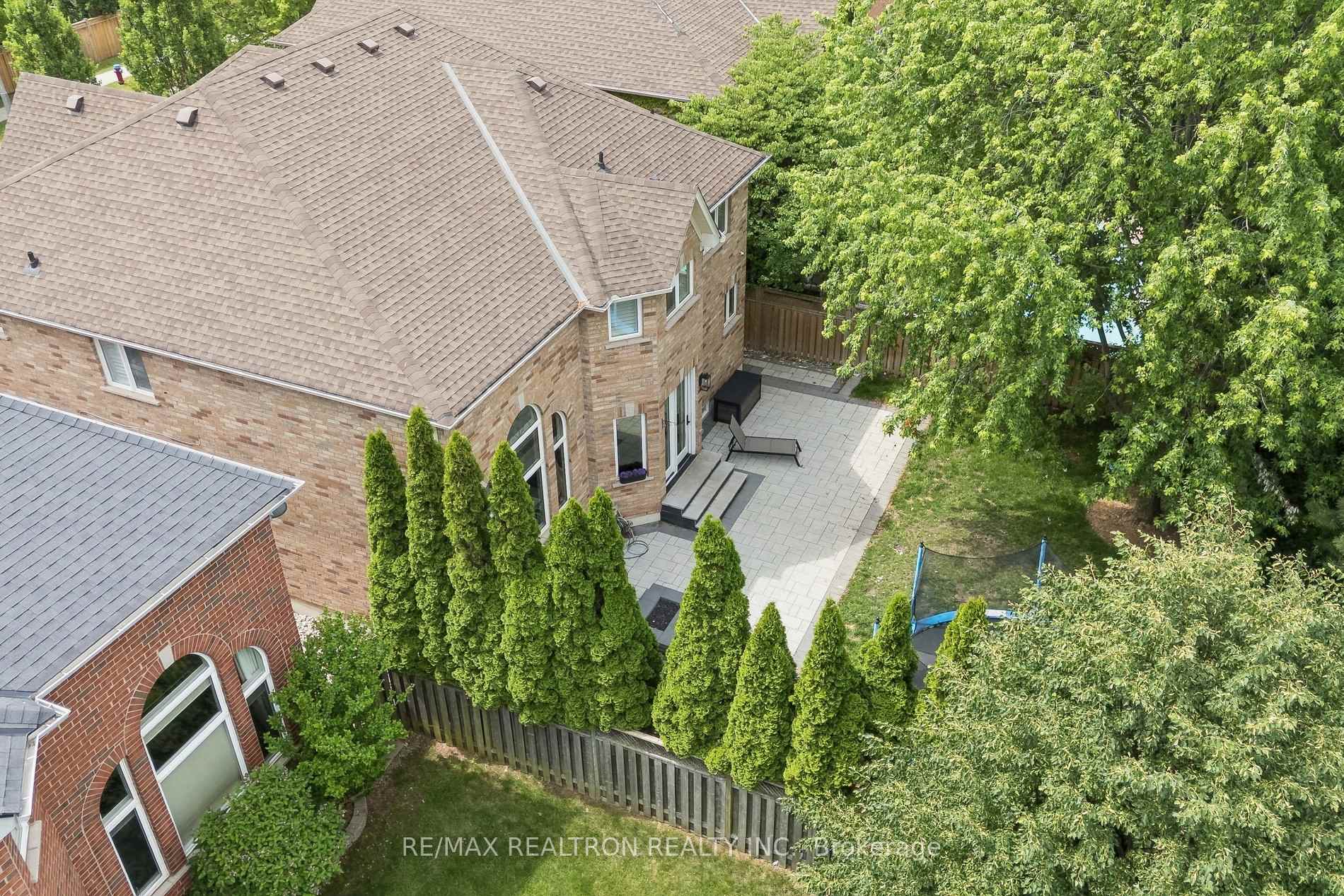 Photo 50 of 2207 Mariposa Road, Oakville, Westmount — HOMEH