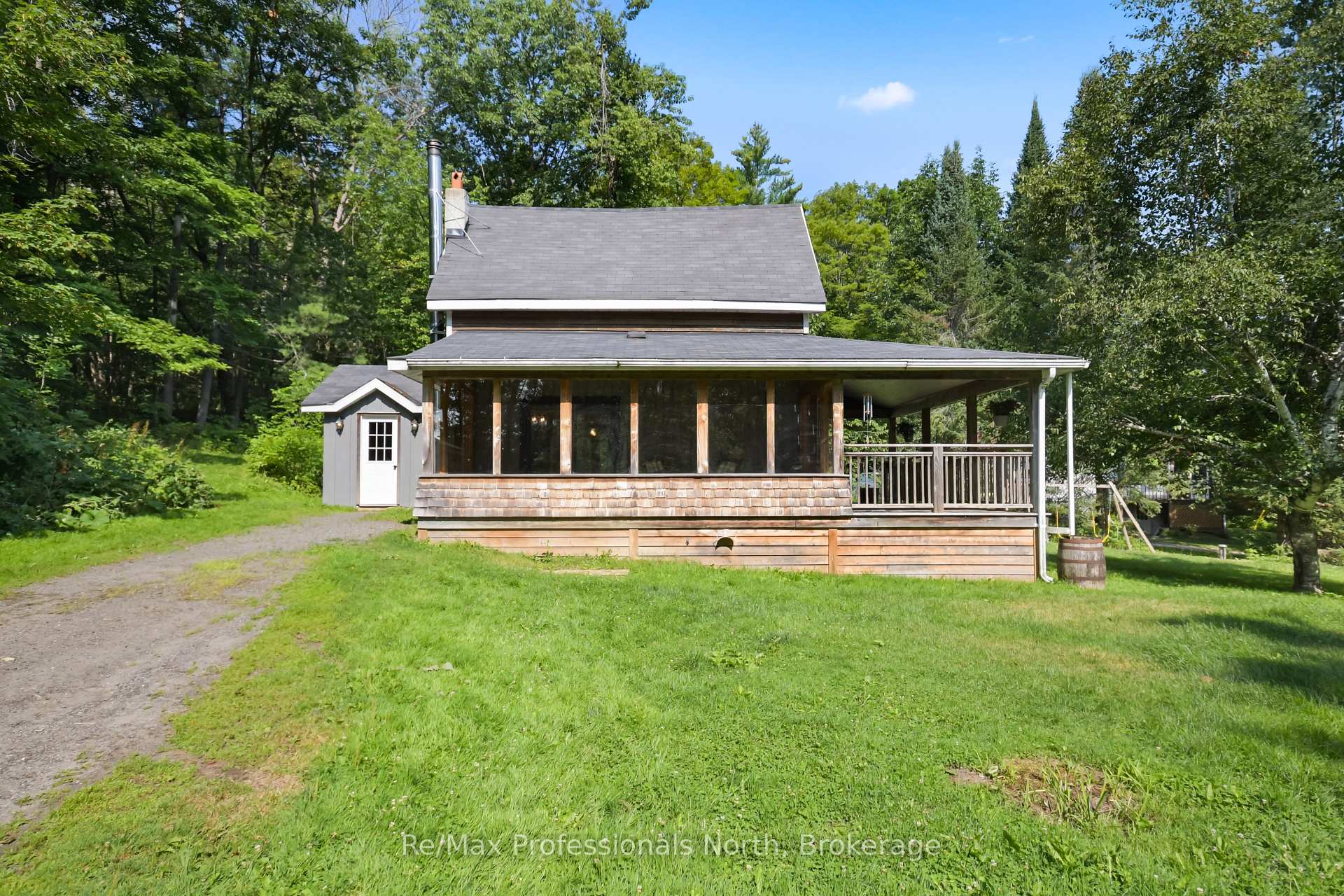 Photo 2 of 1658 Housey's Rapids Road, Gravenhurst, Ryde — HOMEH