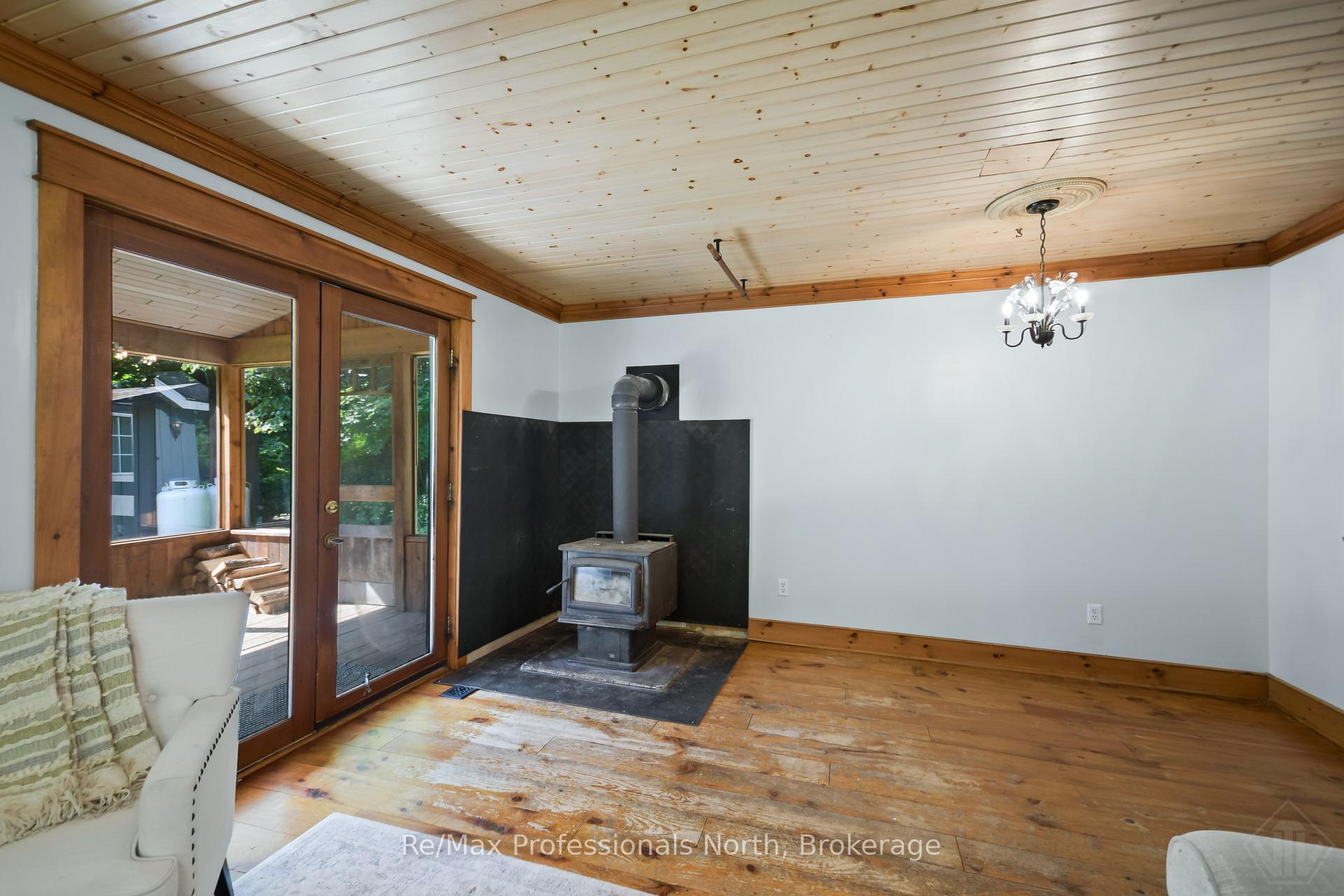 Photo 12 of 1658 Housey's Rapids Road, Gravenhurst, Ryde — HOMEH