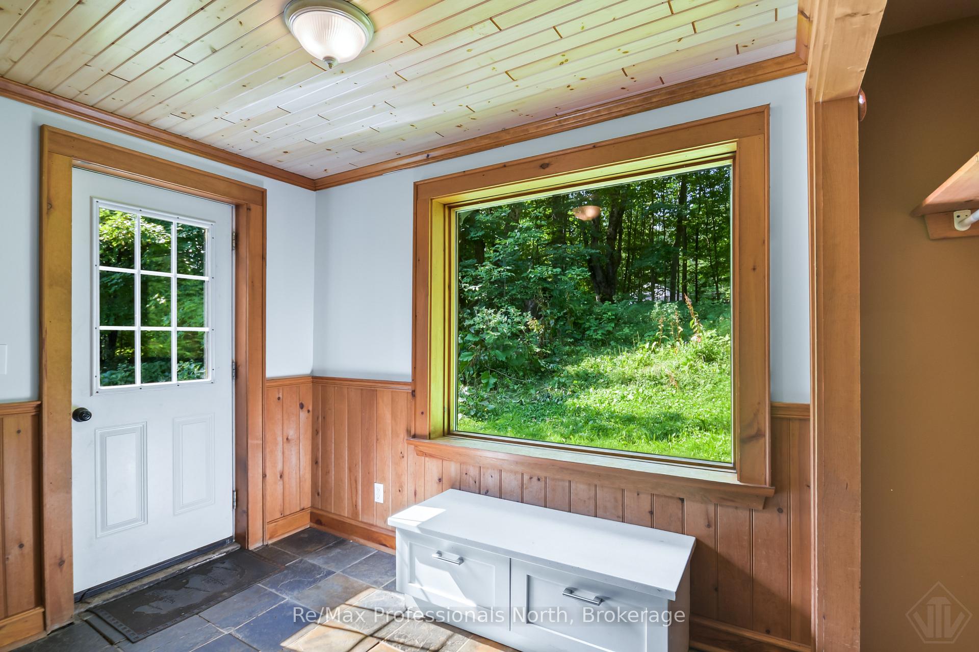 Photo 18 of 1658 Housey's Rapids Road, Gravenhurst, Ryde — HOMEH