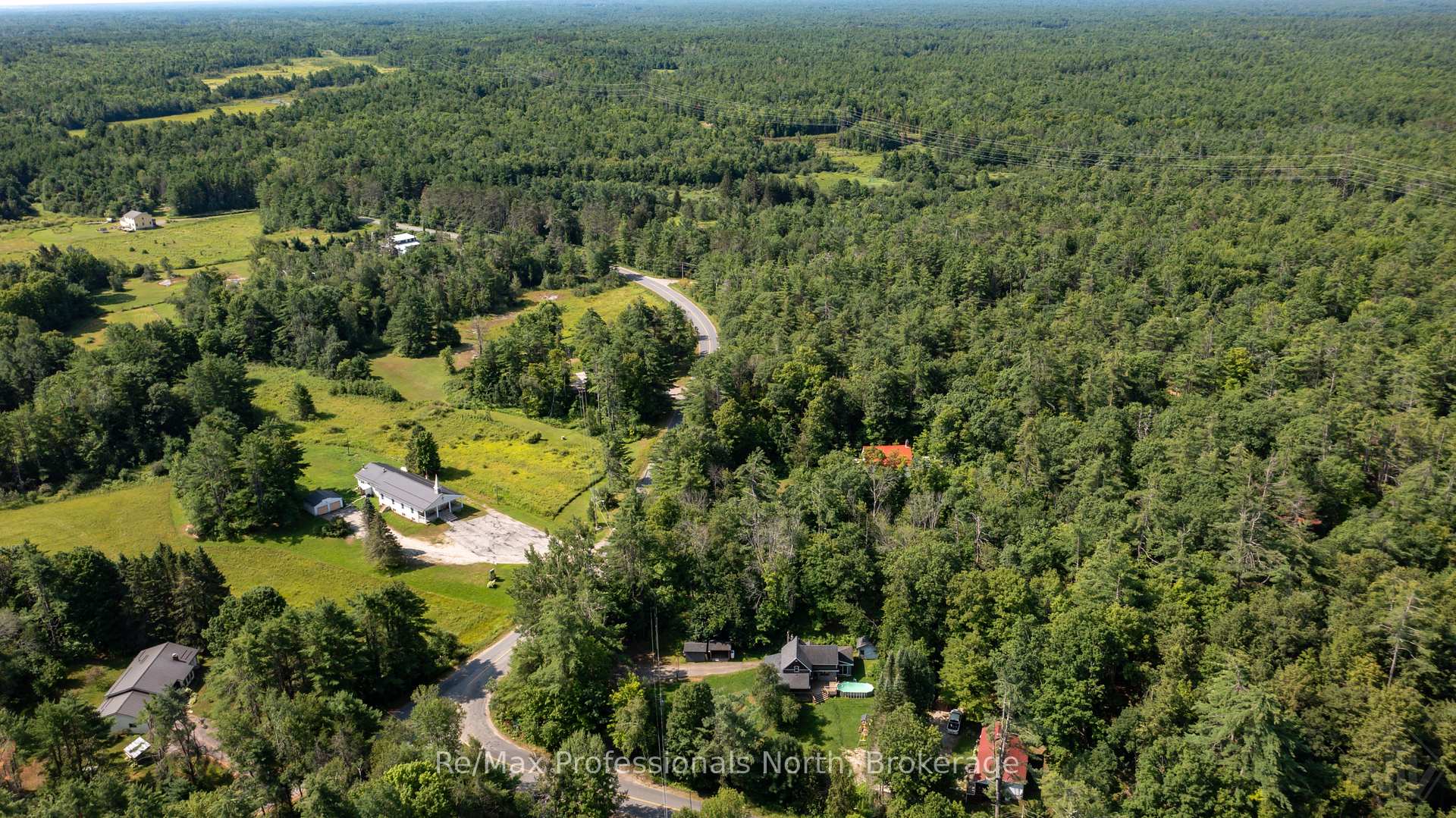 Photo 40 of 1658 Housey's Rapids Road, Gravenhurst, Ryde — HOMEH