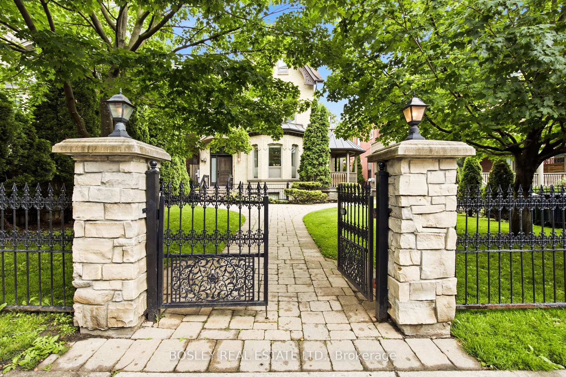 Photo 2 of Unit 2, 103 Pembroke Street, Toronto, Moss Park — HOMEH