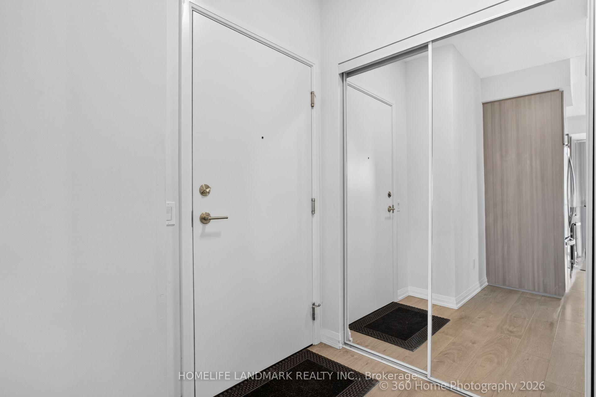 Photo 8 of Unit 3604, 7895 Jane Street, Vaughan, Concord — HOMEH