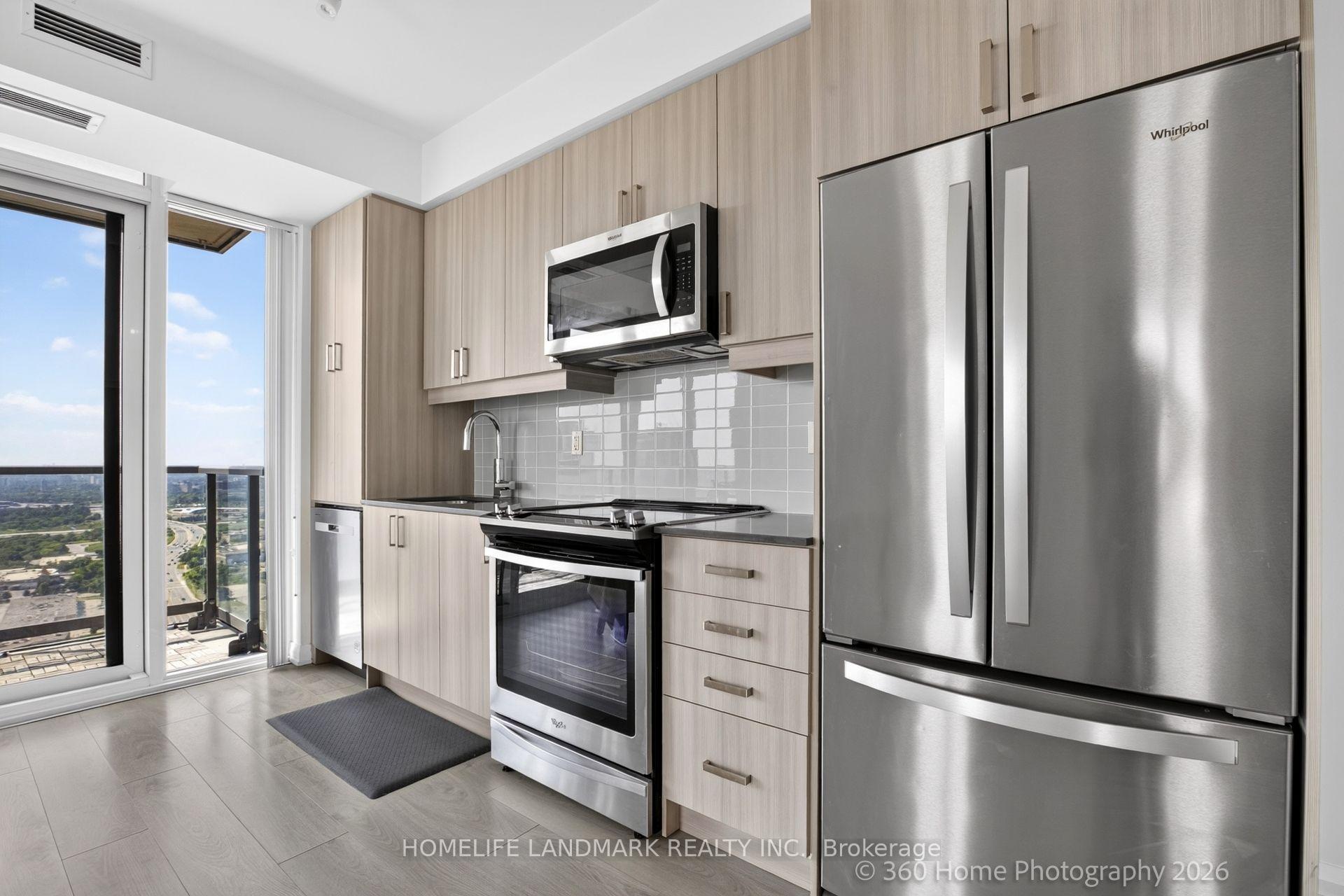 Photo 13 of Unit 3604, 7895 Jane Street, Vaughan, Concord — HOMEH