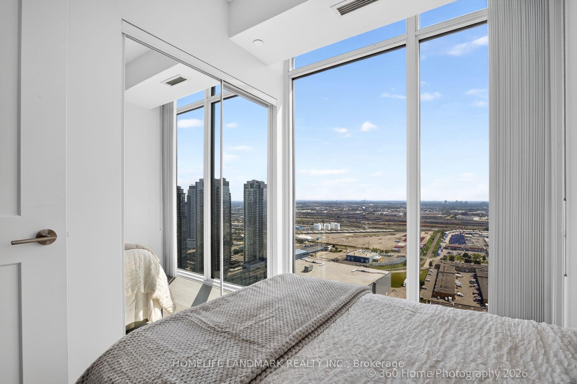 Photo 15 of Unit 3604, 7895 Jane Street, Vaughan, Concord — HOMEH