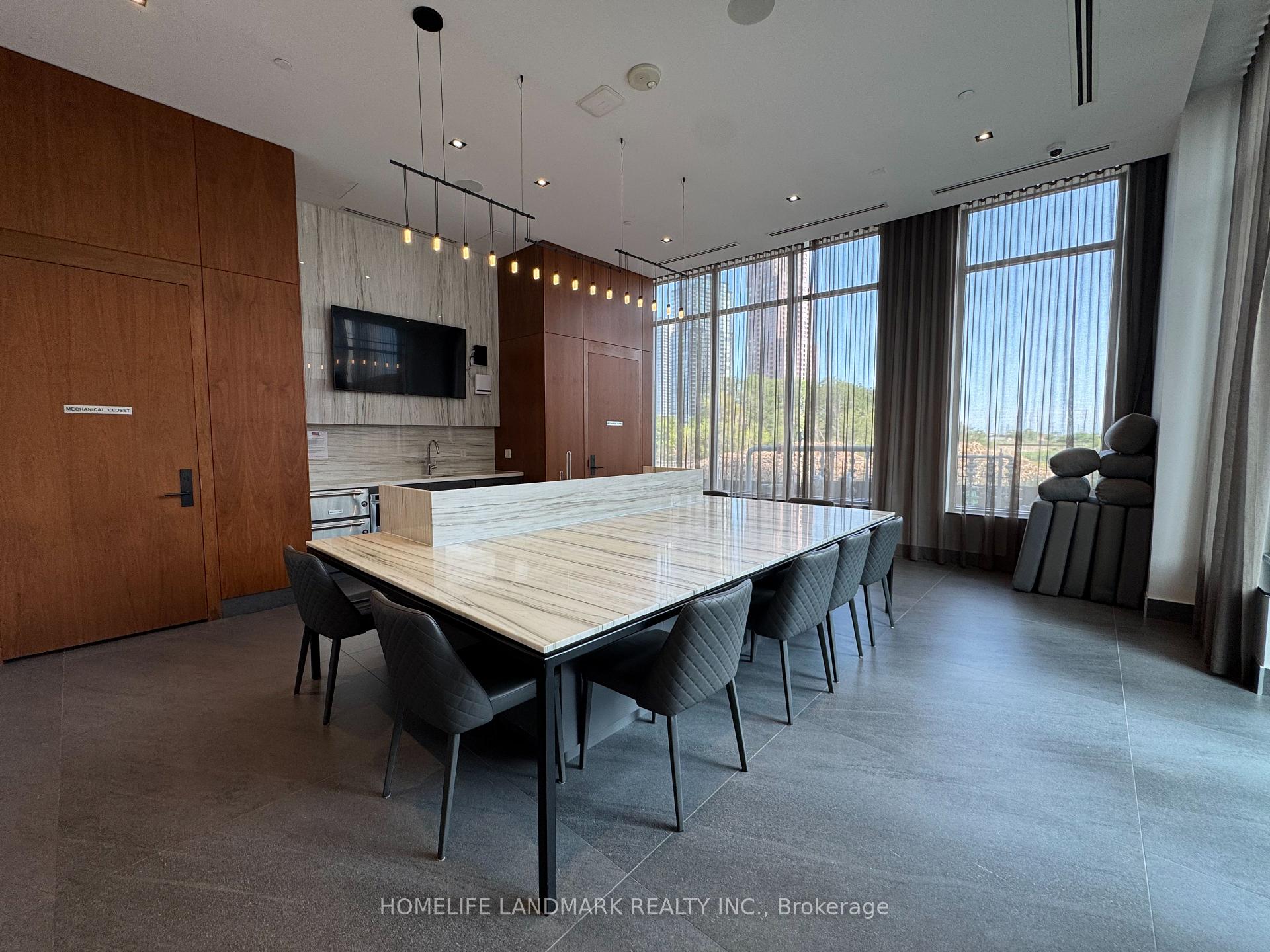 Photo 33 of Unit 3604, 7895 Jane Street, Vaughan, Concord — HOMEH