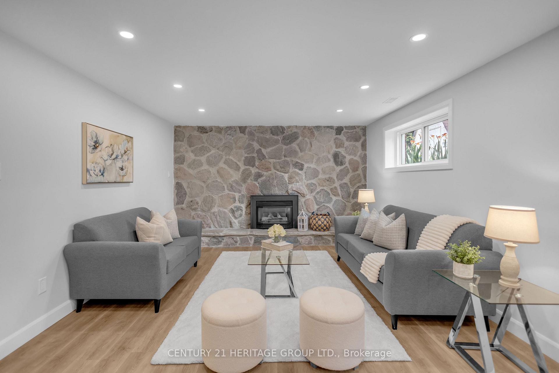 Photo 32 of 17 Stodola Drive, Brantford, Henderson-Sky Acres — HOMEH