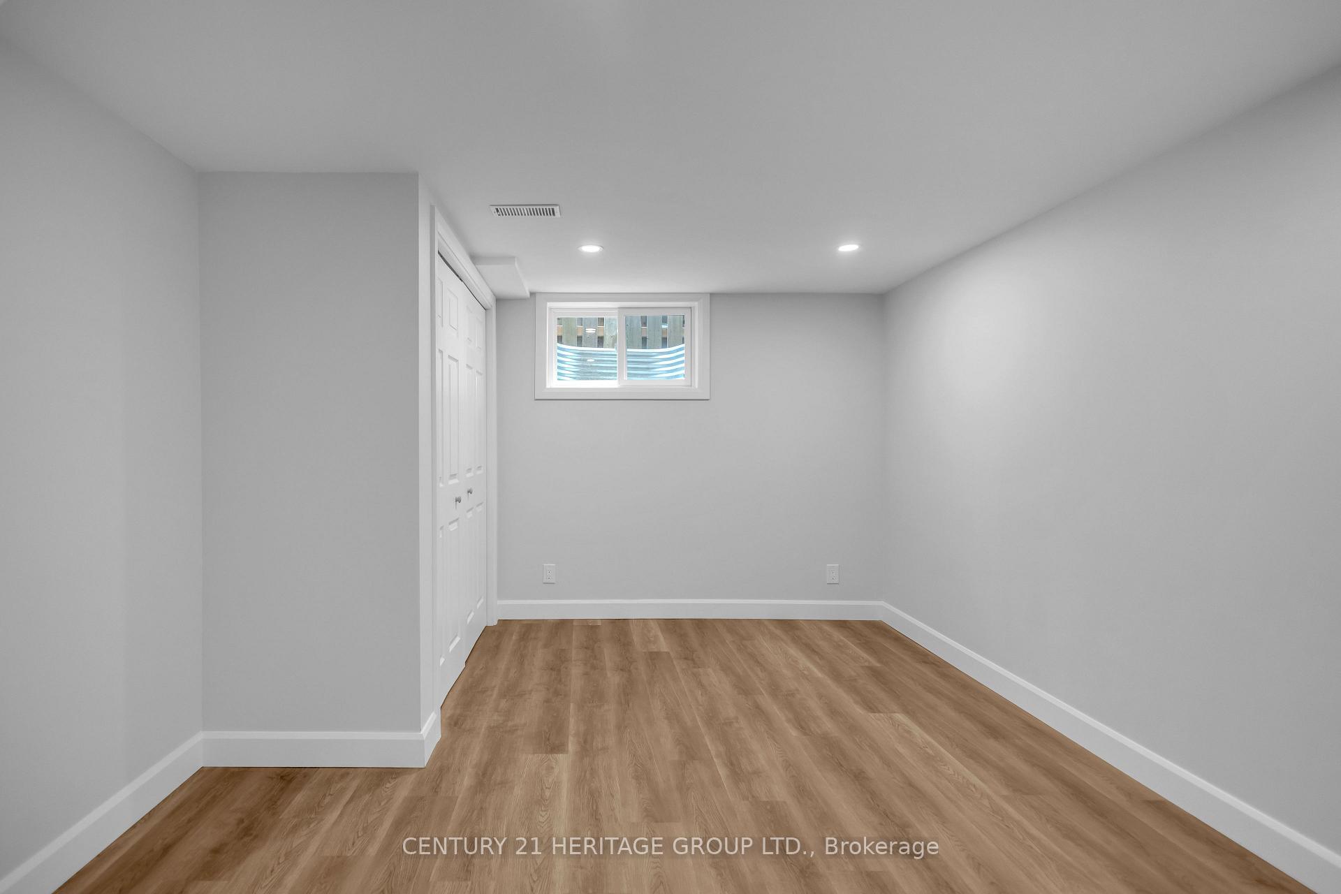 Photo 38 of 17 Stodola Drive, Brantford, Henderson-Sky Acres — HOMEH