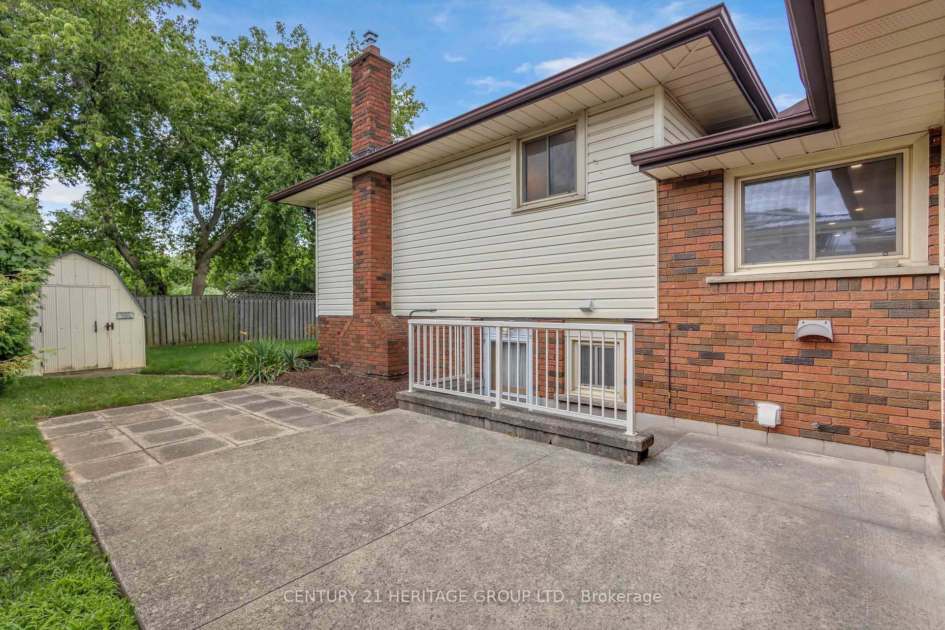 Photo 42 of 17 Stodola Drive, Brantford, Henderson-Sky Acres — HOMEH