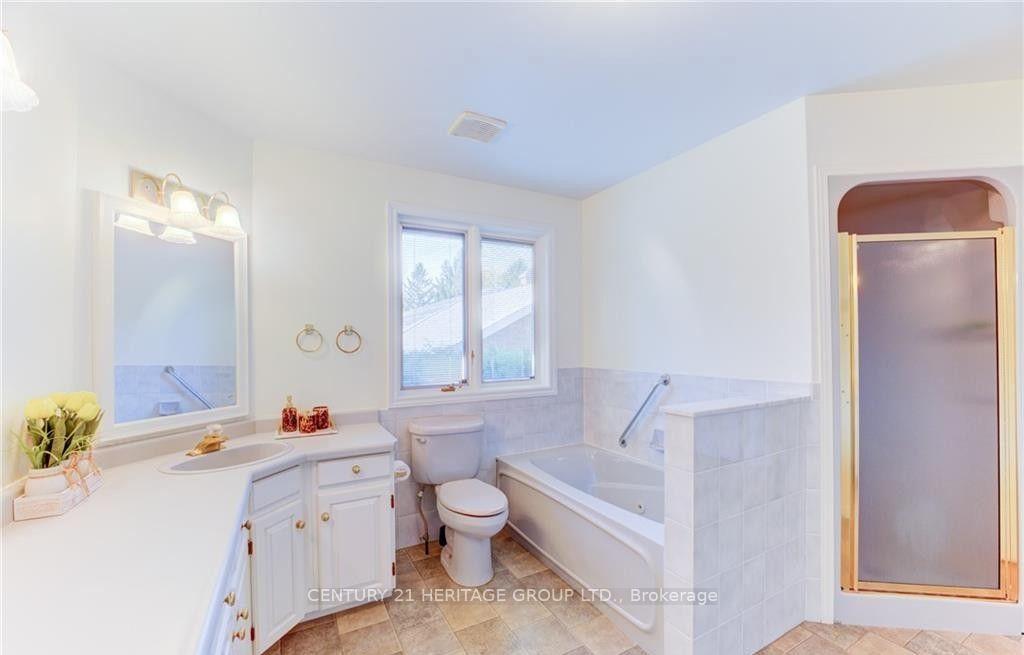 Photo 12 of 184 Hull Road, Strathroy-Caradoc, NE — HOMEH
