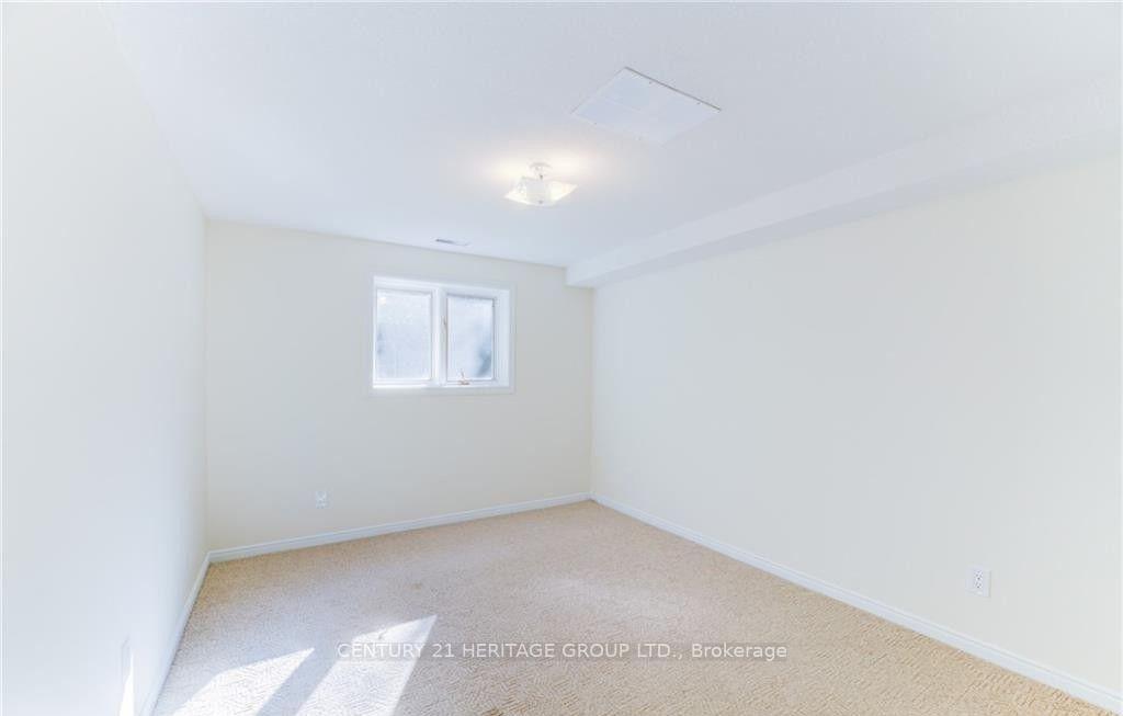 Photo 20 of 184 Hull Road, Strathroy-Caradoc, NE — HOMEH