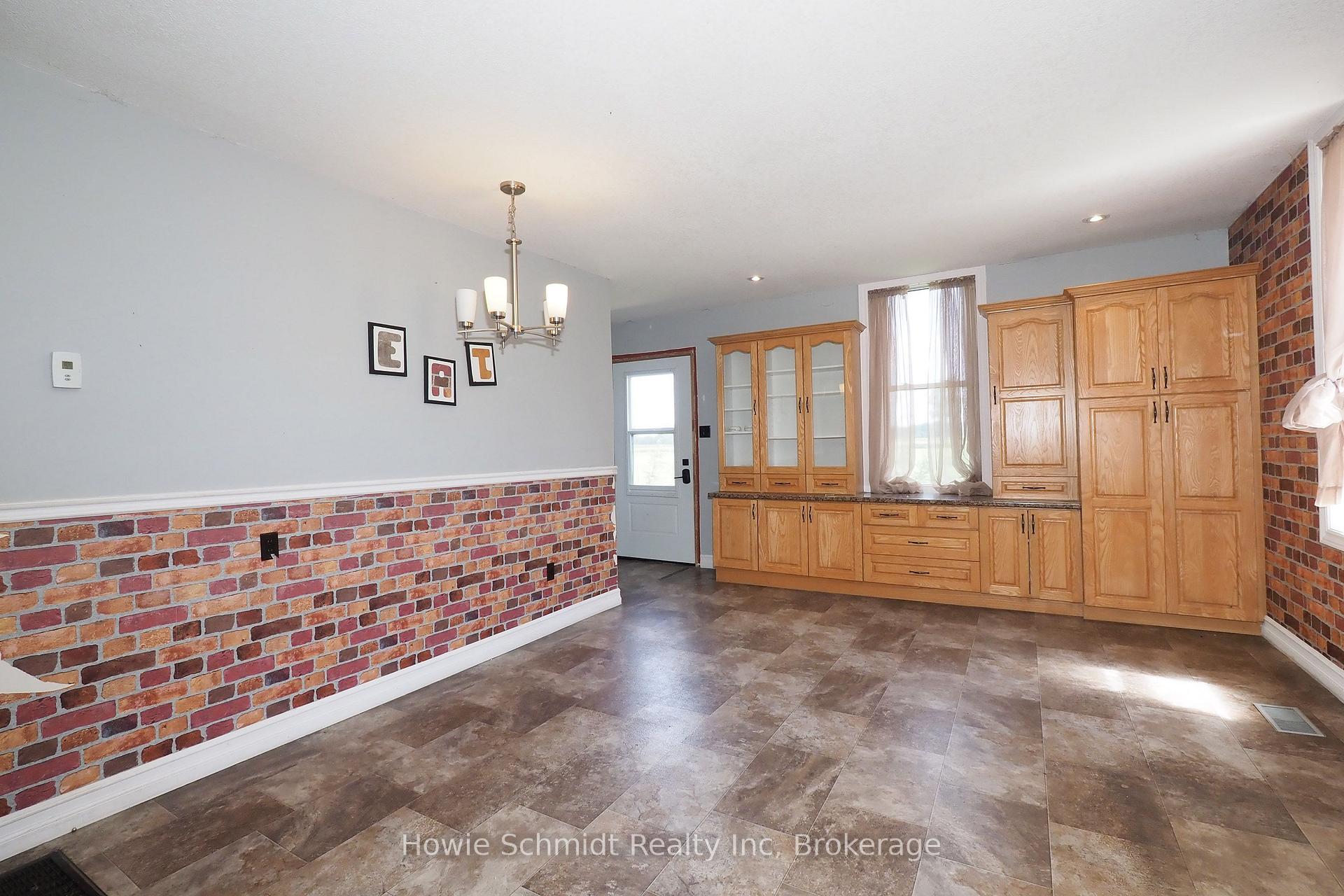 Photo 10 of 45169 Jamestown Road, Huron East, Grey — HOMEH