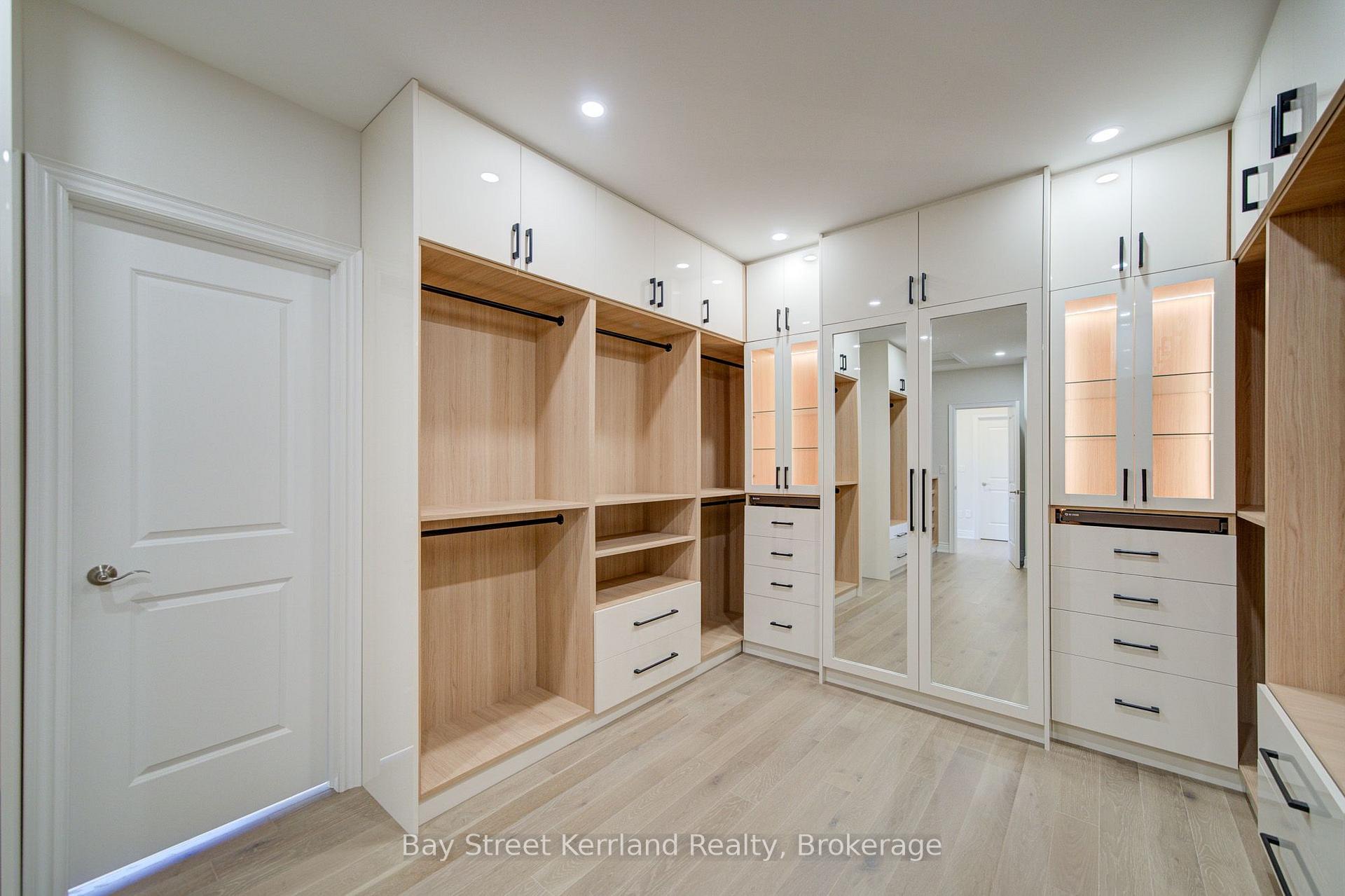 Photo 21 of 2267 Saw Whet Boulevard, Oakville, Glen Abbey — HOMEH