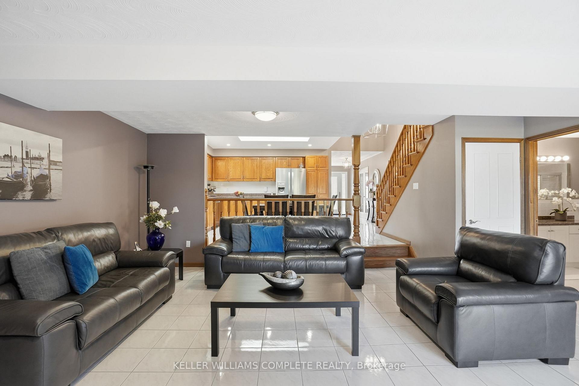 Photo 14 of 32 Highbury Drive, Hamilton, Stoney Creek Mountain — HOMEH
