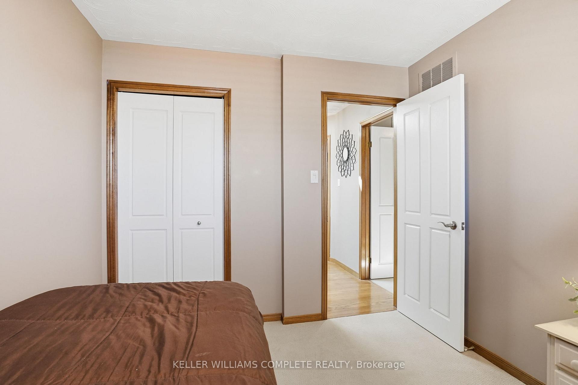 Photo 25 of 32 Highbury Drive, Hamilton, Stoney Creek Mountain — HOMEH