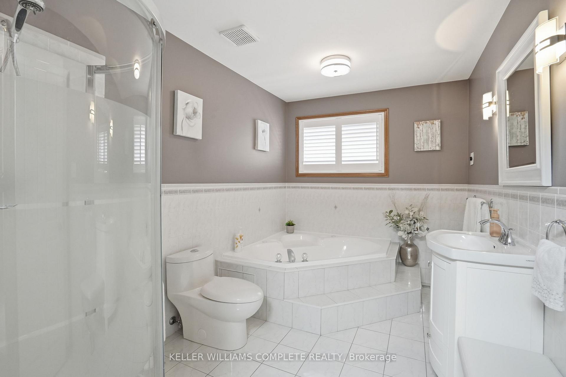 Photo 26 of 32 Highbury Drive, Hamilton, Stoney Creek Mountain — HOMEH