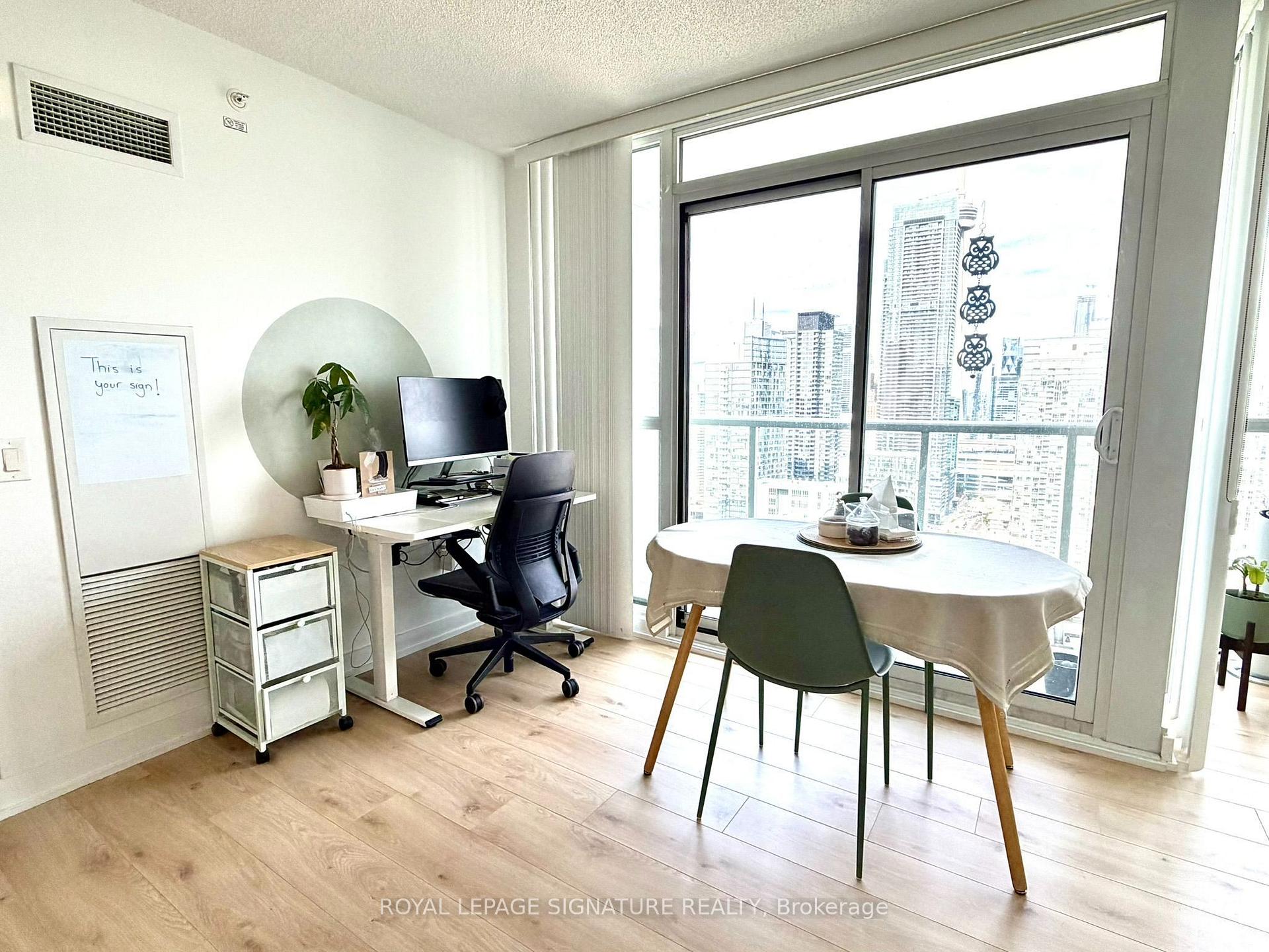 Photo 6 of Unit 4112, 85 Queens Wharf Road, Toronto, Waterfront Communities — HOMEH