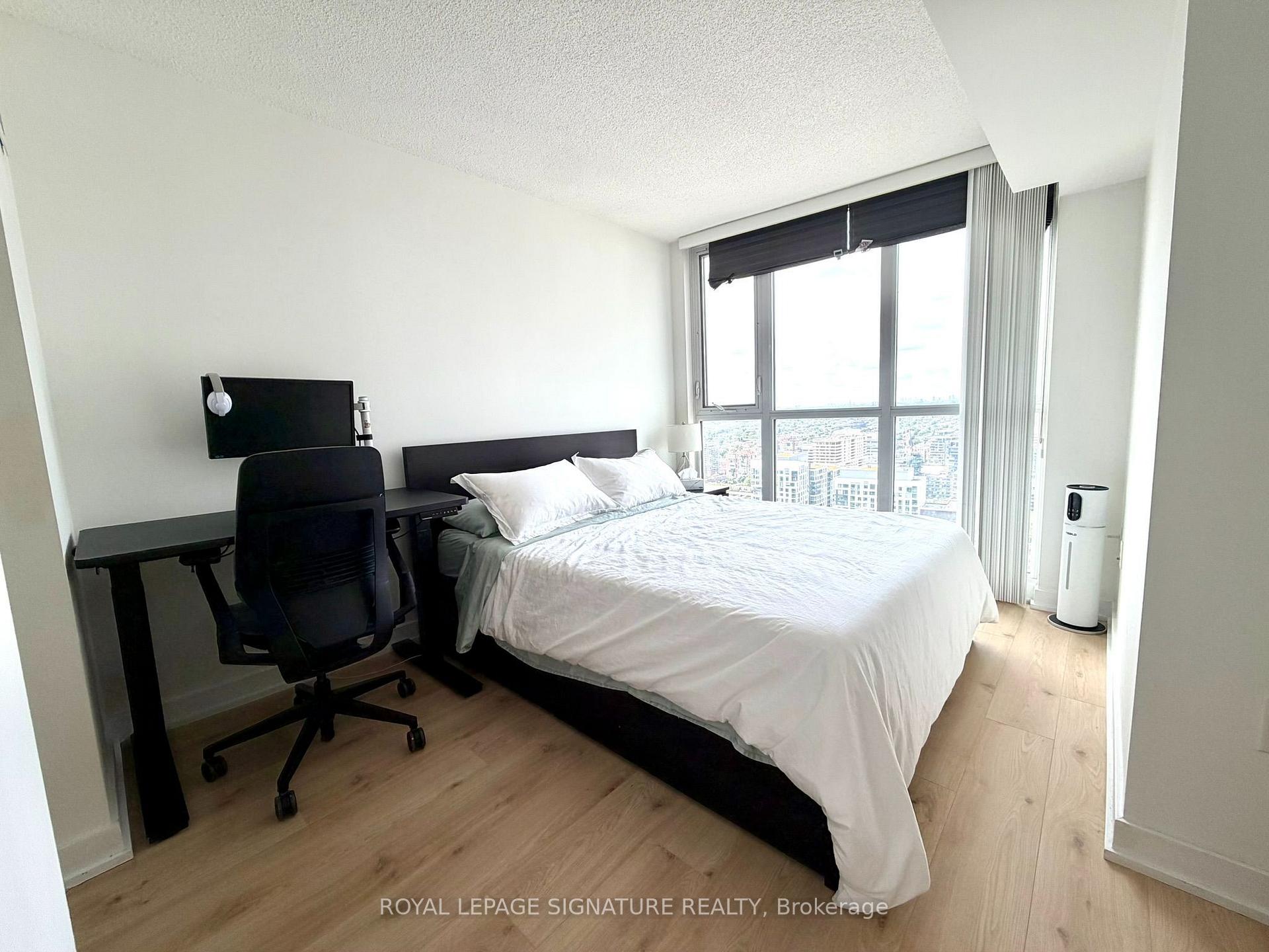 Photo 13 of Unit 4112, 85 Queens Wharf Road, Toronto, Waterfront Communities — HOMEH