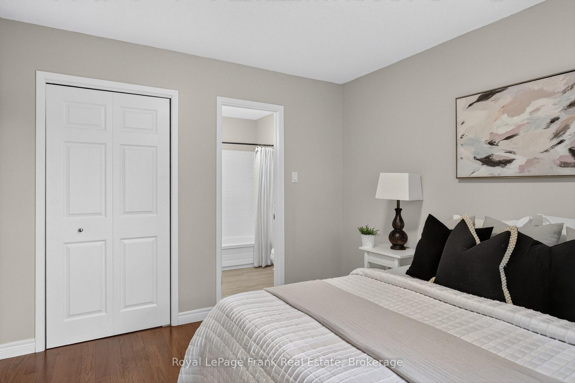 Photo 16 of 1717 Woodgrove Crescent, Peterborough, Monaghan Ward 2 — HOMEH