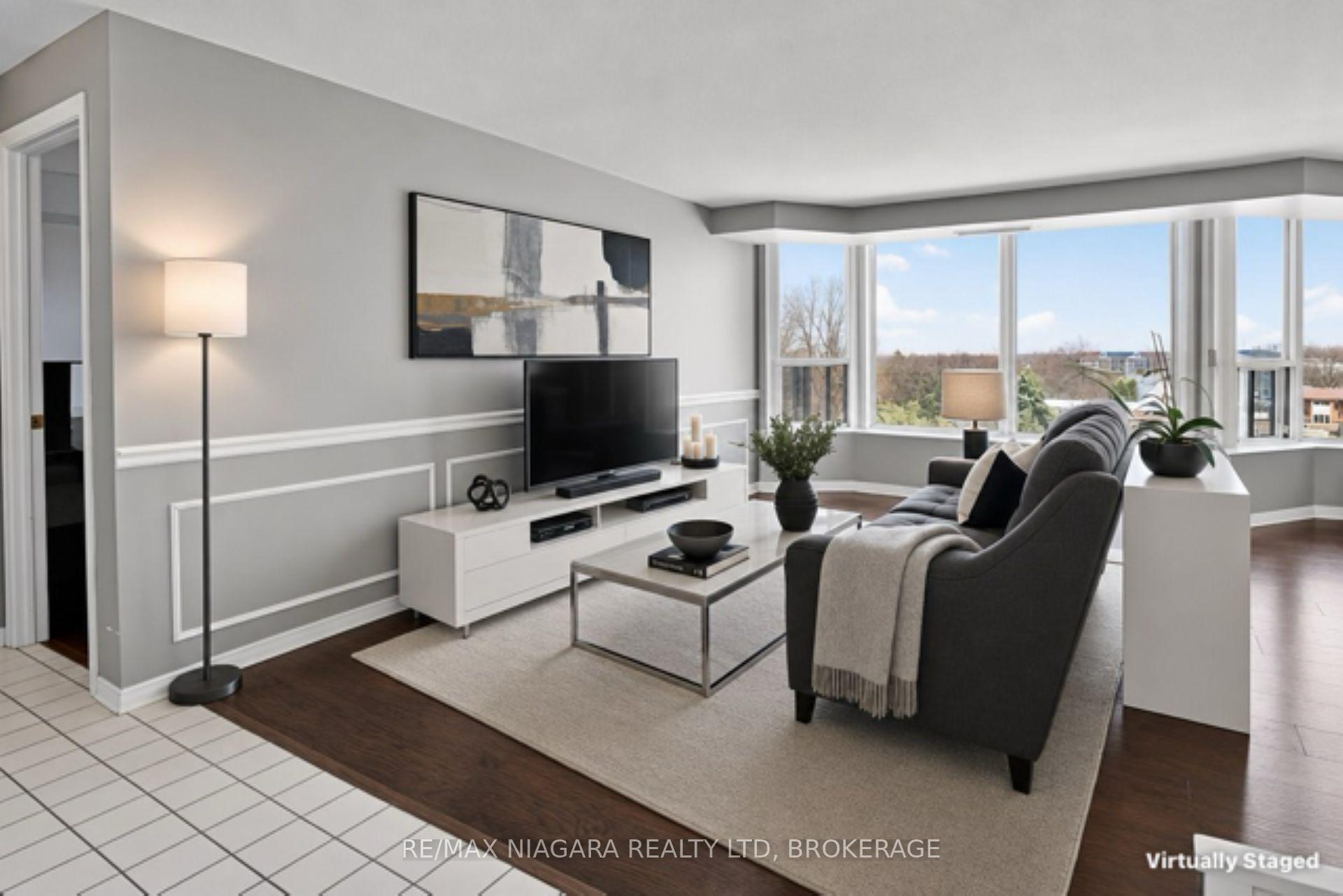 Photo 6 of Unit 501, 81 Scott Street, St. Catharines, Lakeport — HOMEH