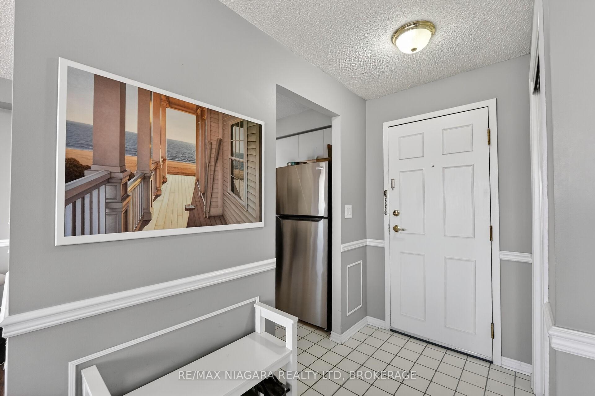 Photo 8 of Unit 501, 81 Scott Street, St. Catharines, Lakeport — HOMEH