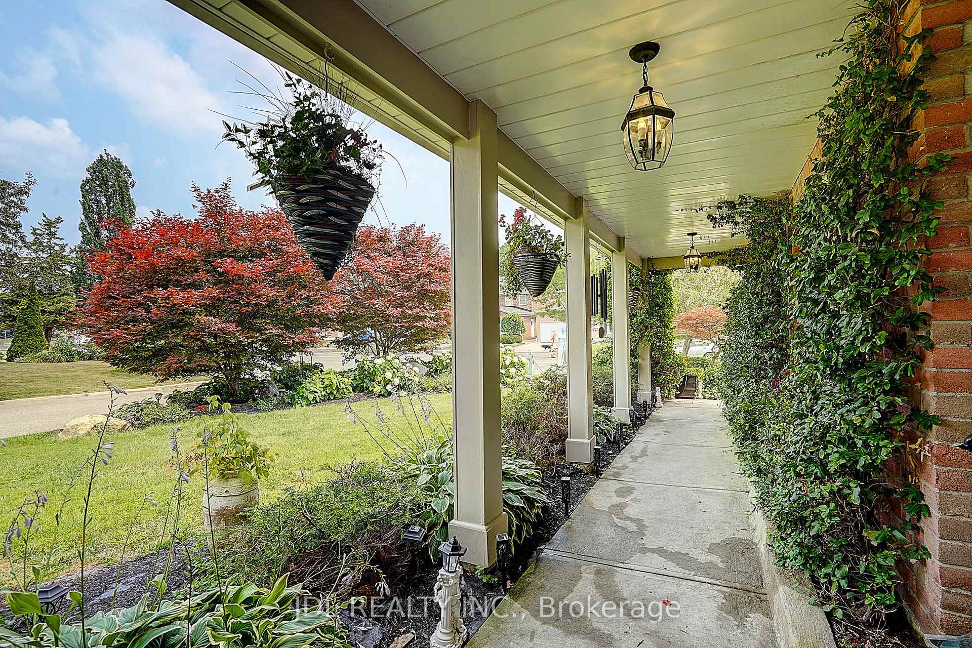 Photo 6 of 84 Longwater Chase, Markham, Unionville — HOMEH