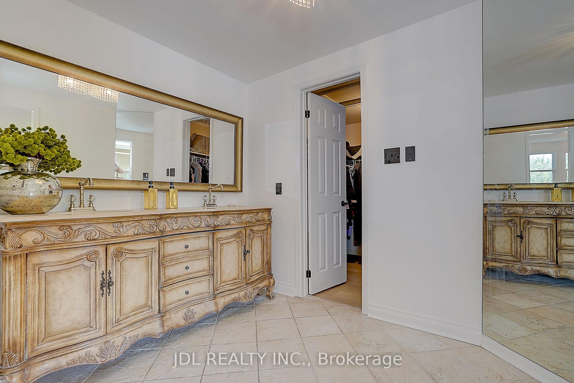 Photo 34 of 84 Longwater Chase, Markham, Unionville — HOMEH
