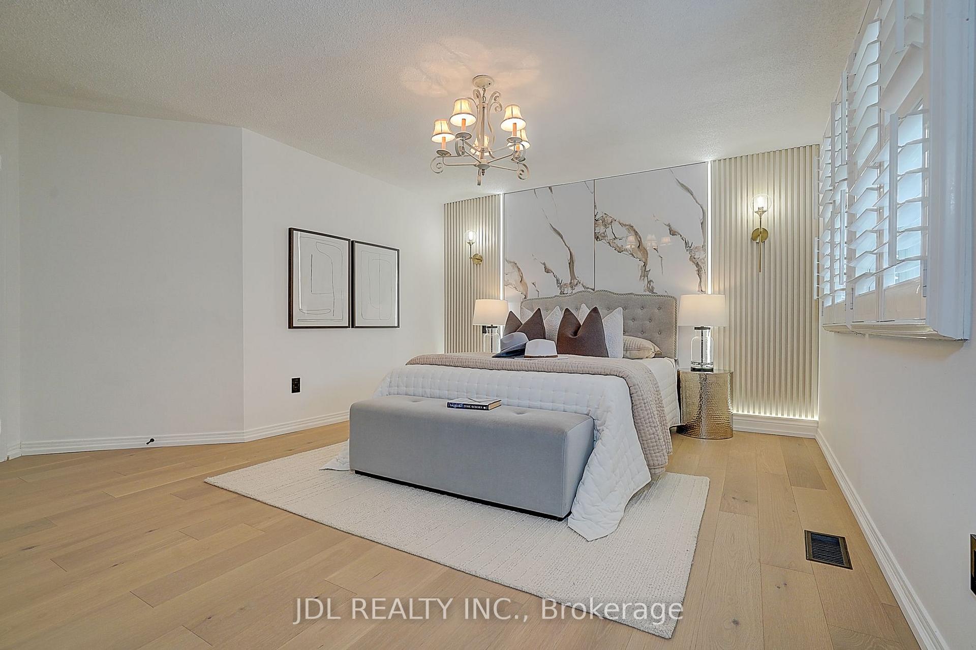 Photo 37 of 84 Longwater Chase, Markham, Unionville — HOMEH