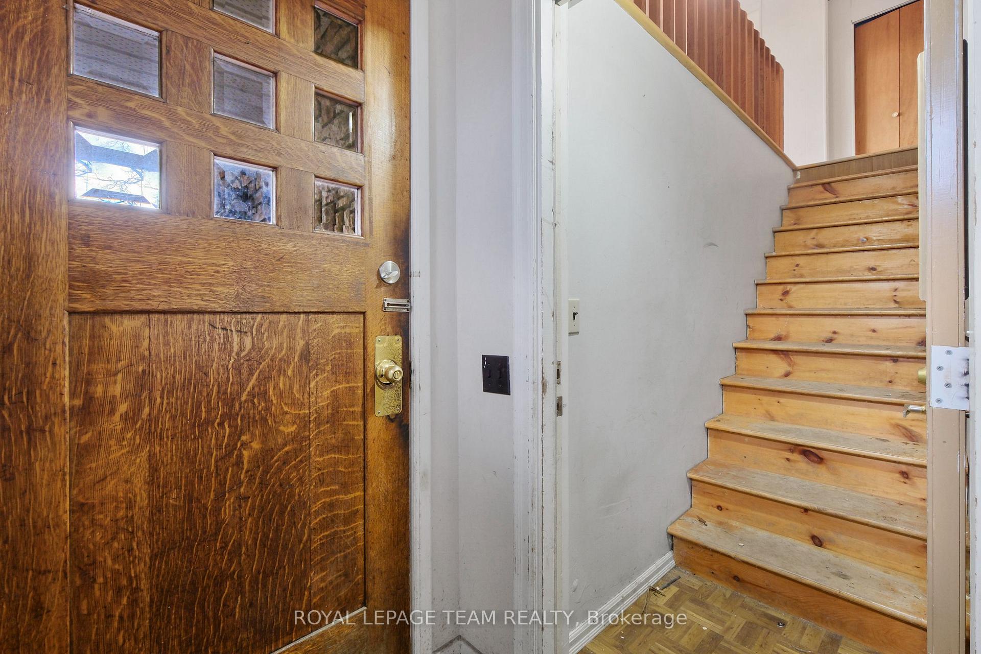 Photo 2 of 145 Riverdale Avenue, Ottawa, Old Ottawa South/Rideau Gardens — HOMEH
