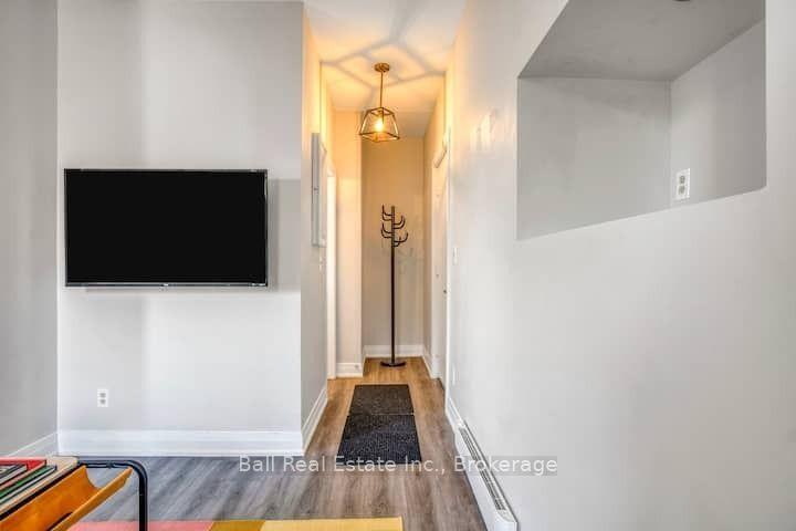 Photo 10 of Unit 4, 291 Stewart Street, Peterborough, Town Ward 3 — HOMEH