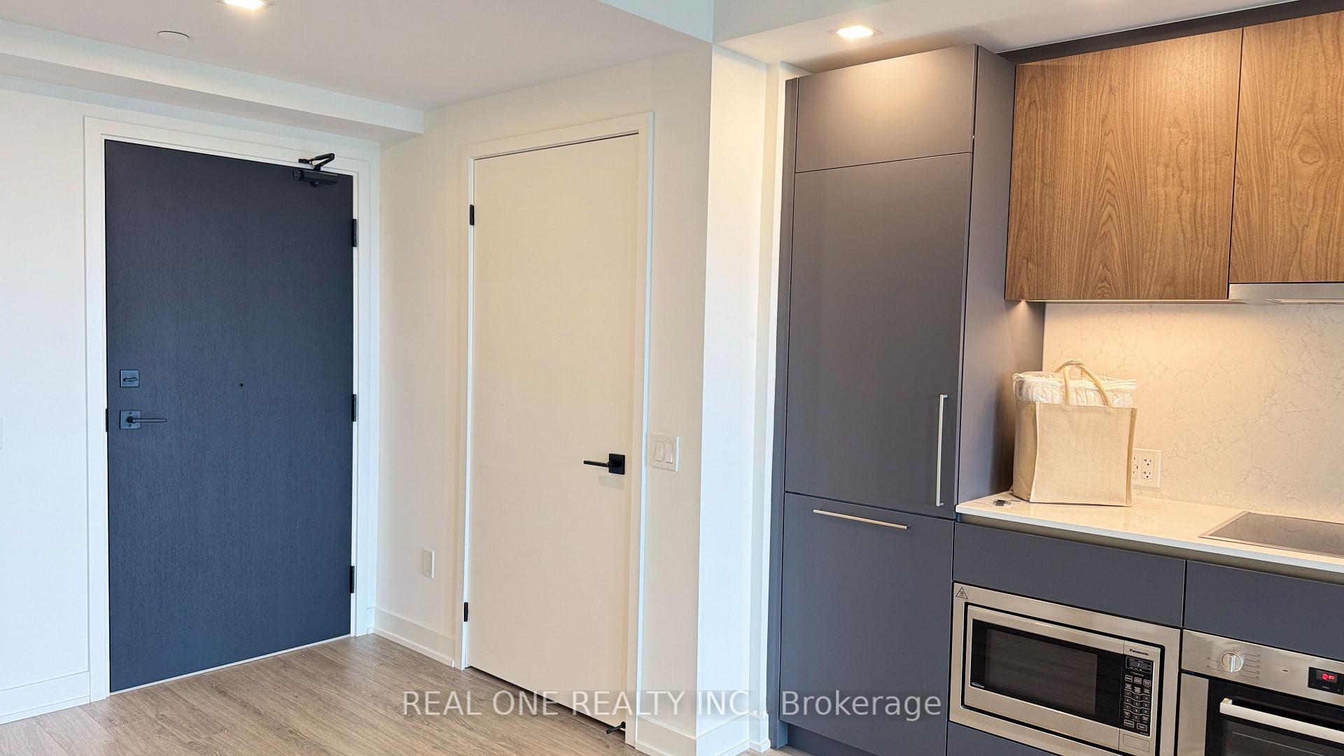 Photo 14 of Unit 3605, 609 Sherbourne Street, Toronto, North St. James Town — HOMEH