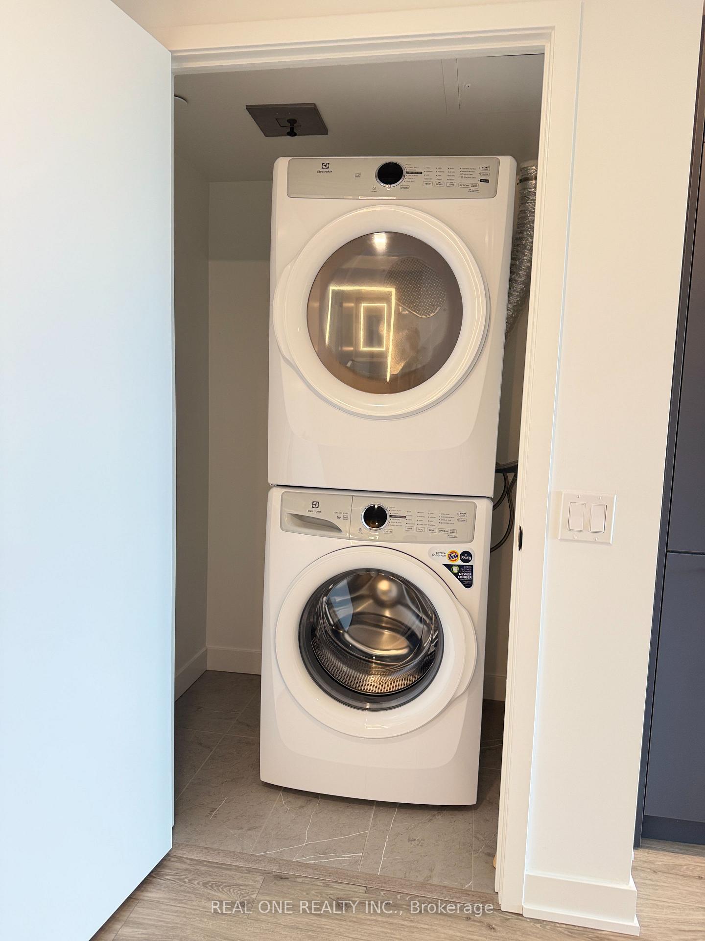 Photo 35 of Unit 3605, 609 Sherbourne Street, Toronto, North St. James Town — HOMEH