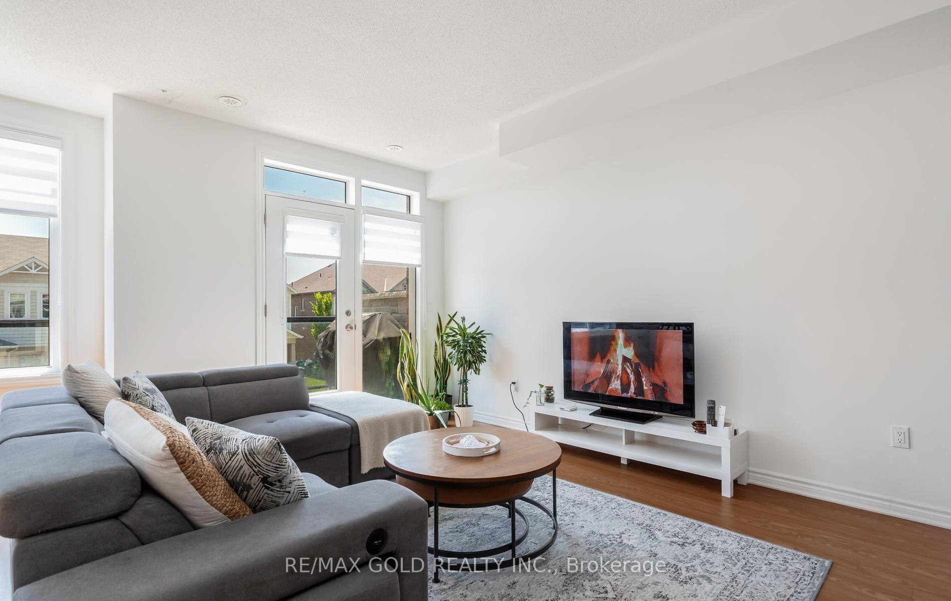 Photo 10 of 18 Waterville Way, Caledon, Rural Caledon — HOMEH