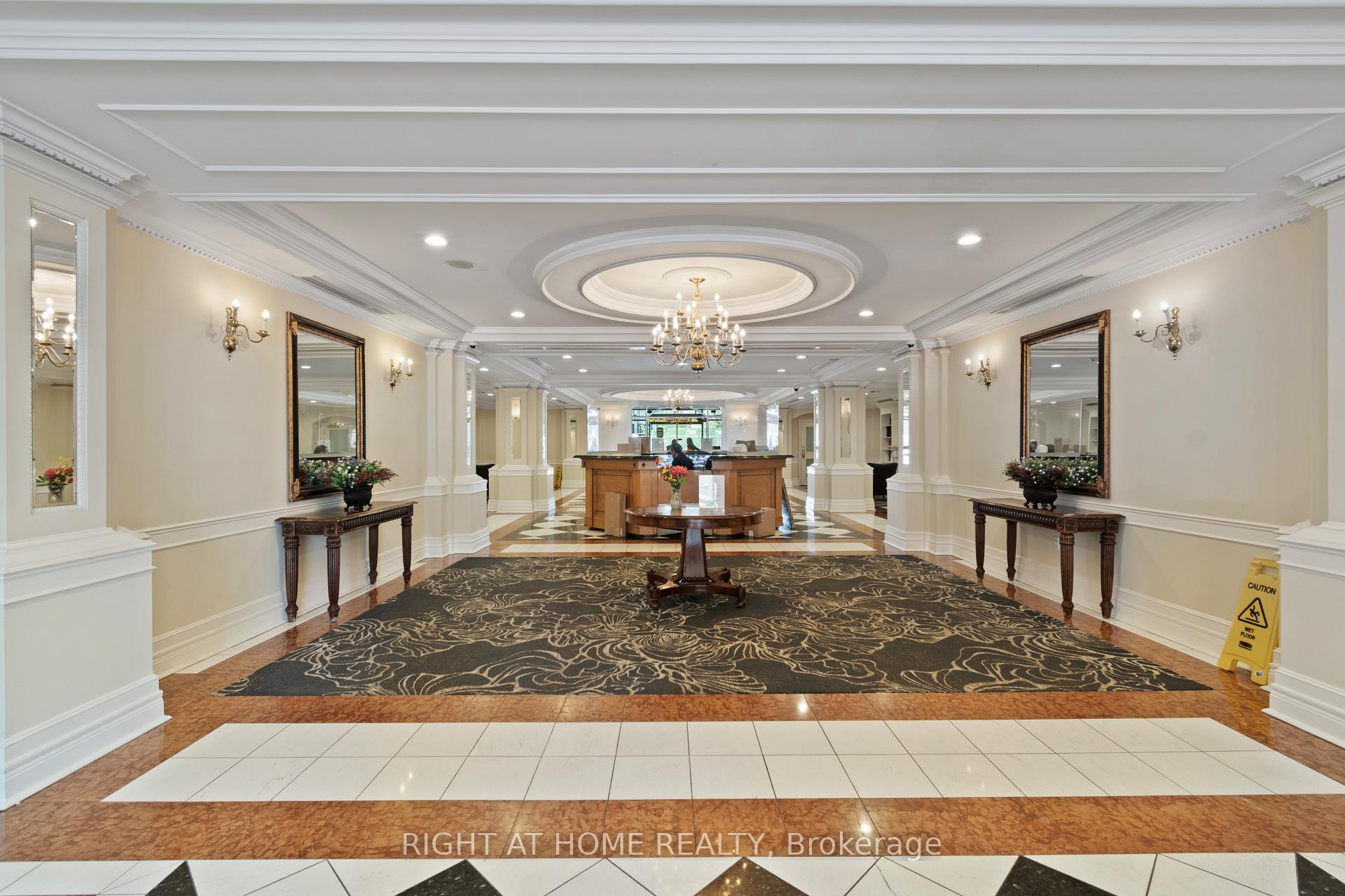 Photo 3 of Unit 1008, 889 Bay Street, Toronto, Bay Street Corridor — HOMEH