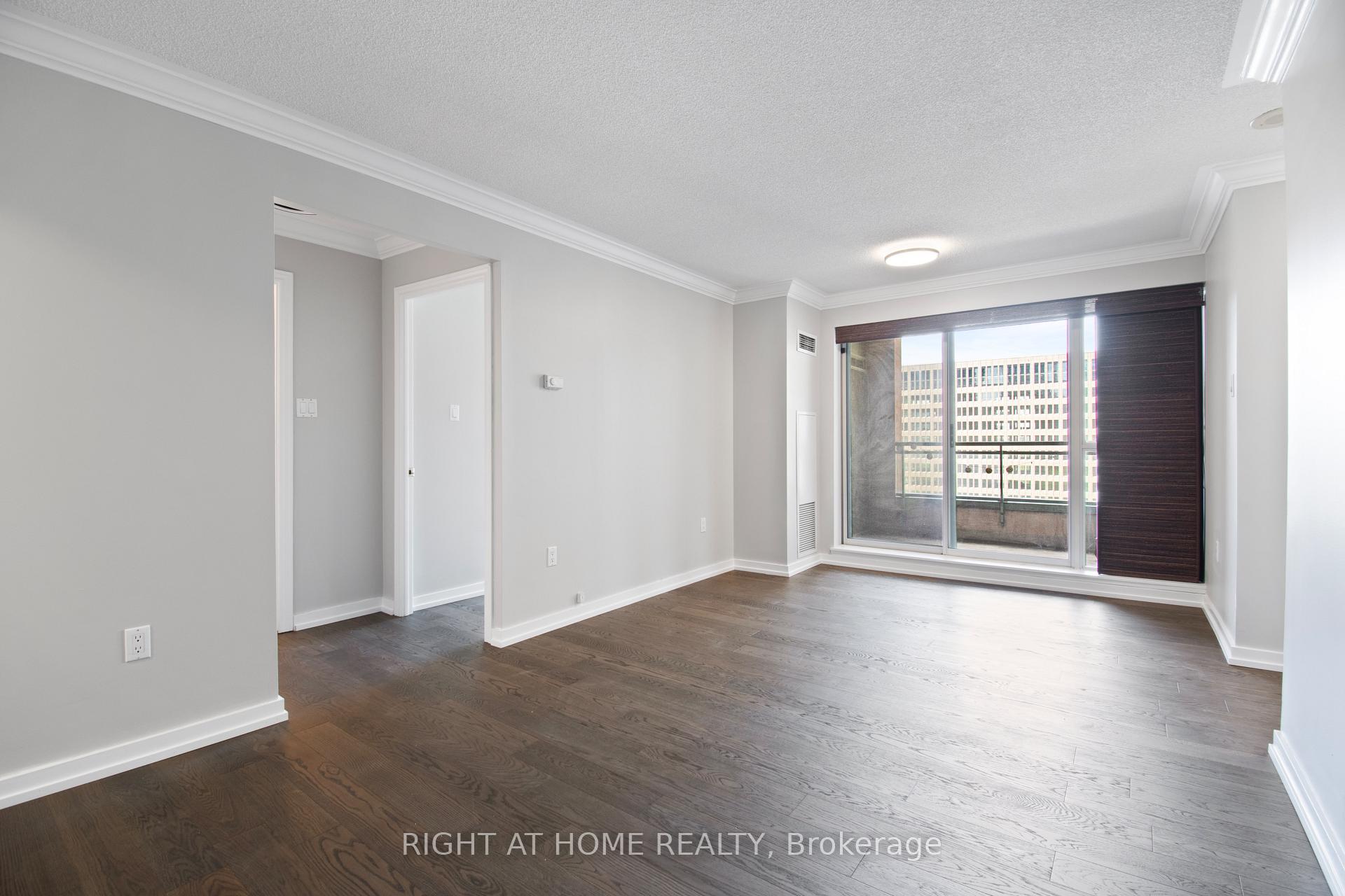 Photo 7 of Unit 1008, 889 Bay Street, Toronto, Bay Street Corridor — HOMEH
