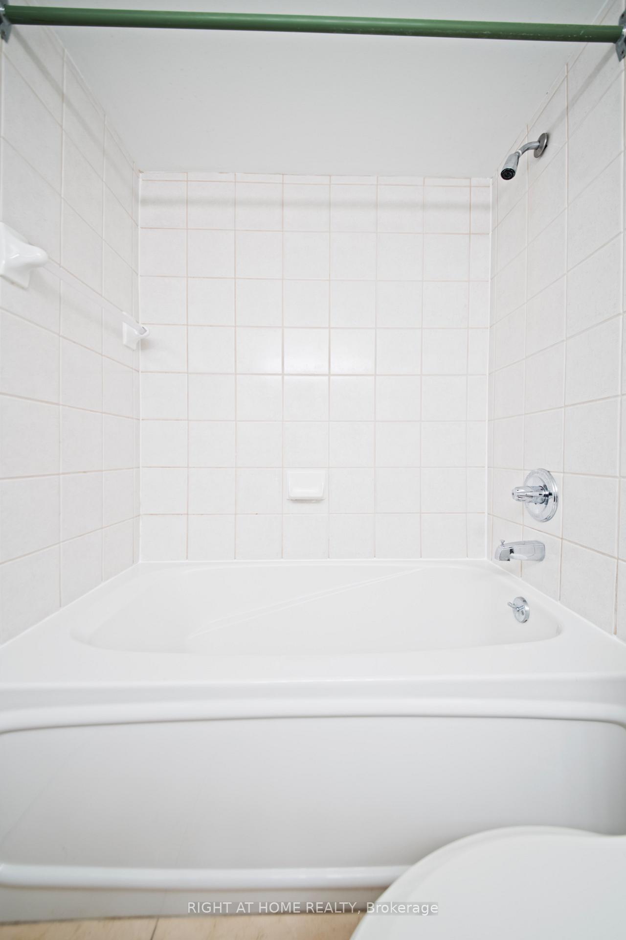 Photo 26 of Unit 1008, 889 Bay Street, Toronto, Bay Street Corridor — HOMEH