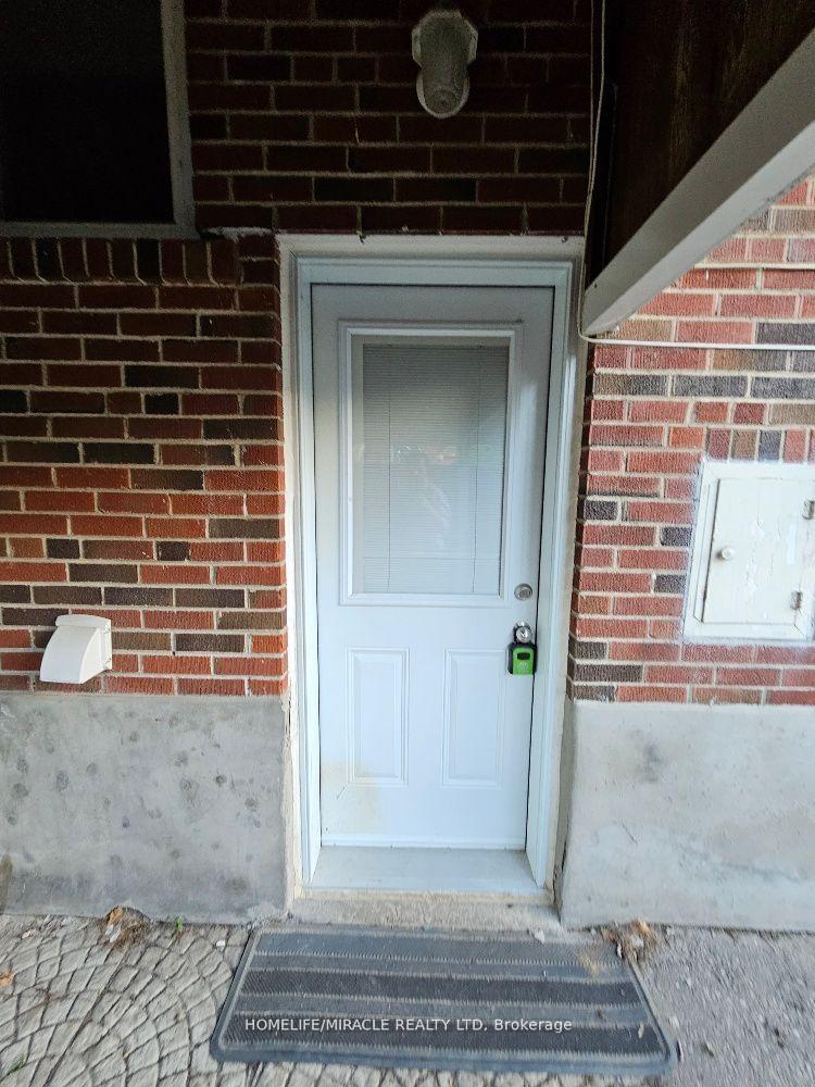 Photo 3 of Unit BSMT -1, 259 Tower Drive, Scarborough, Wexford-Maryvale — HOMEH