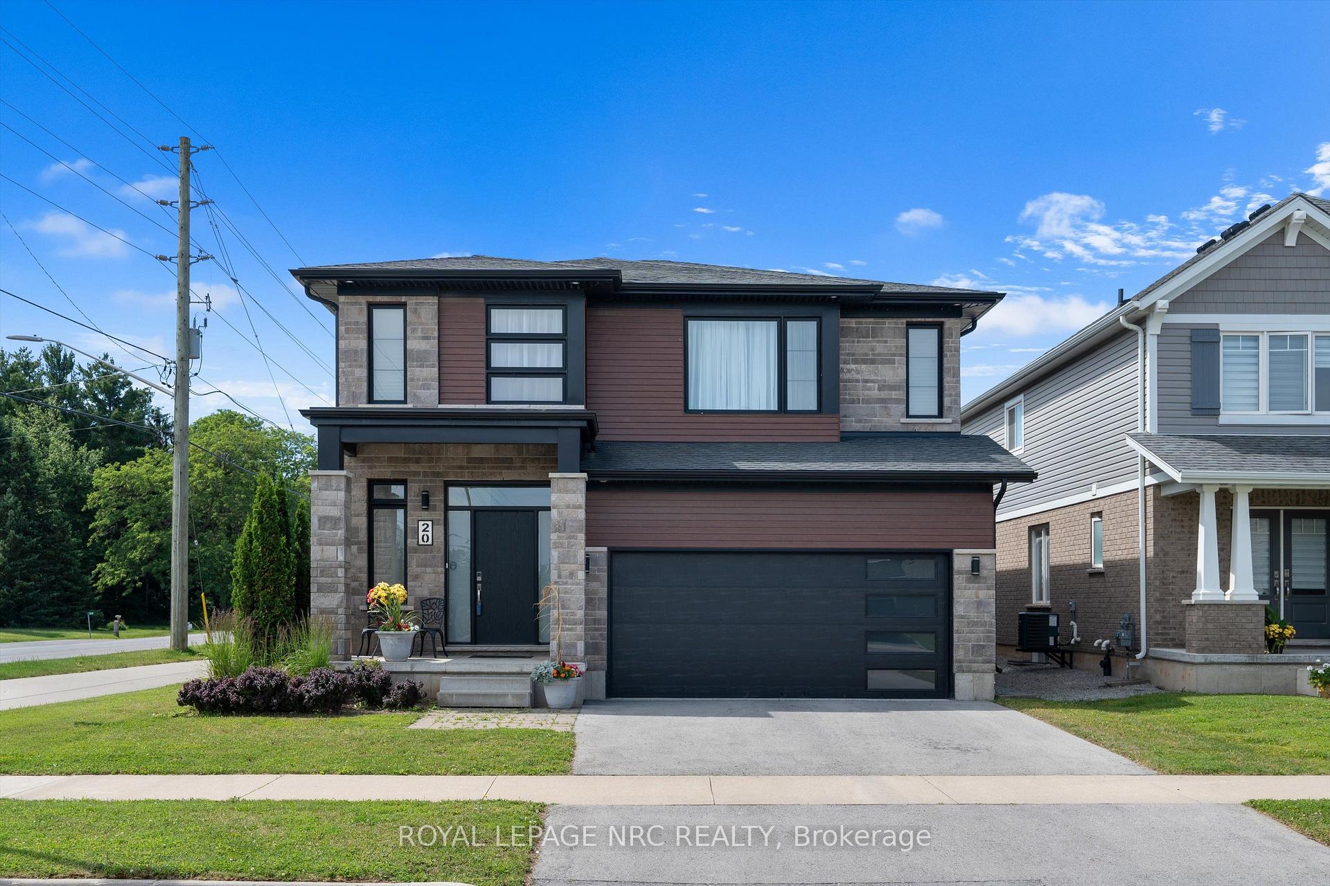 Photo 2 of 20 Myrtle Street, Pelham, Fonthill — HOMEH