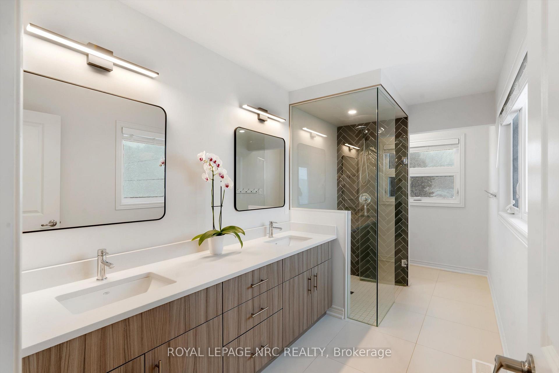 Photo 20 of 20 Myrtle Street, Pelham, Fonthill — HOMEH