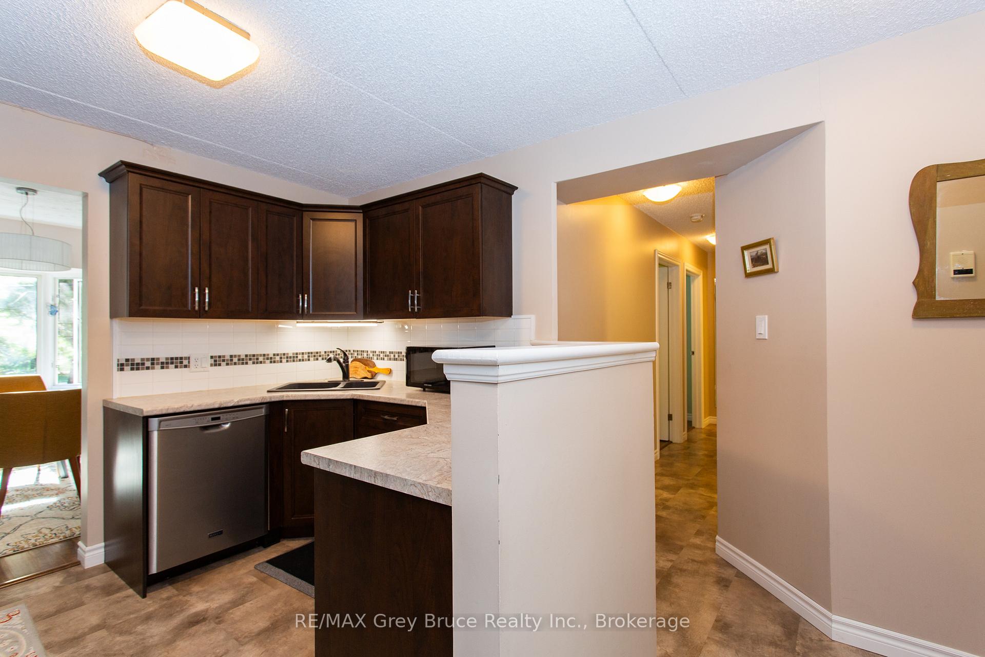 Photo 5 of Unit 206, 125 Hinks Street, Brockton — HOMEH