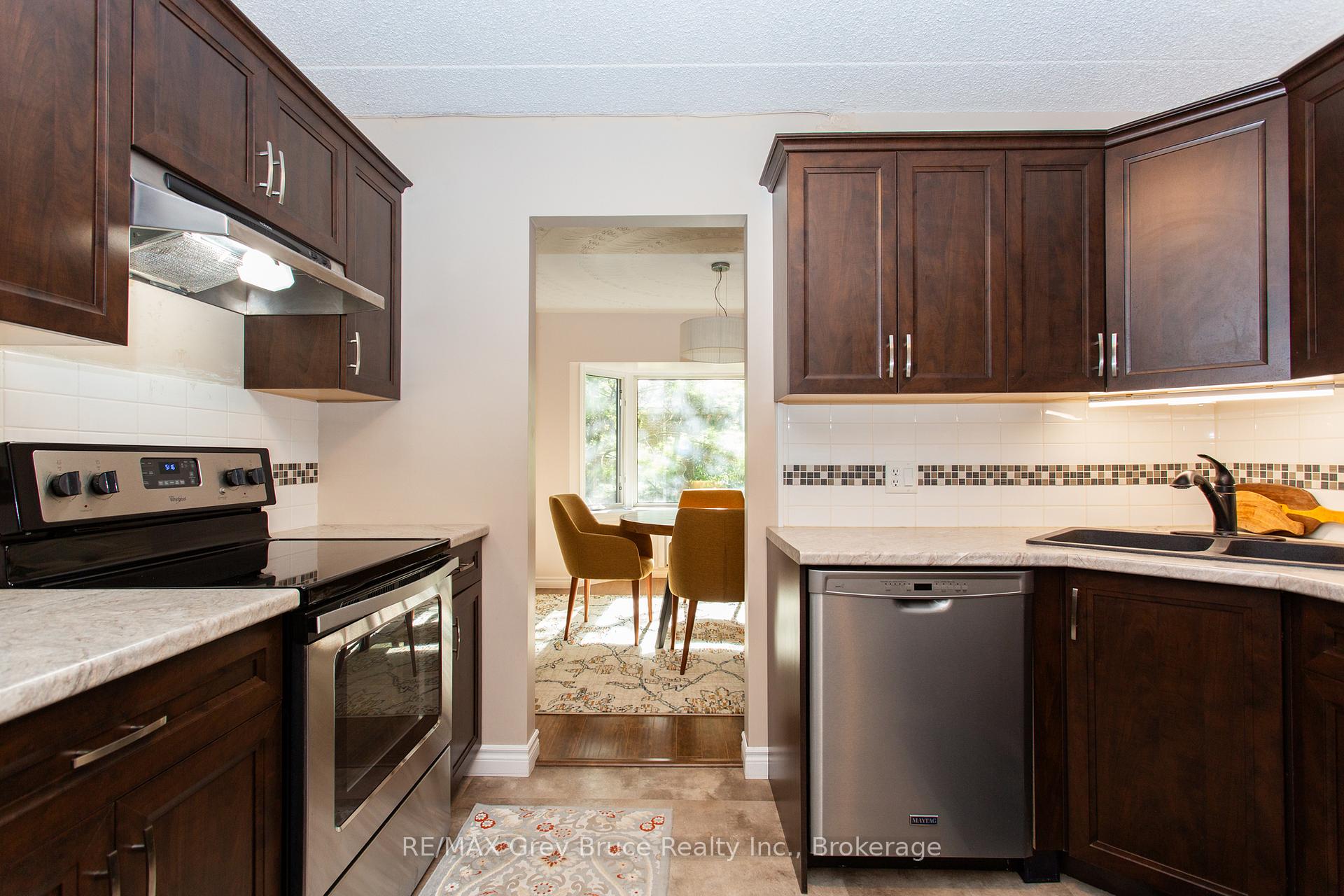 Photo 7 of Unit 206, 125 Hinks Street, Brockton — HOMEH