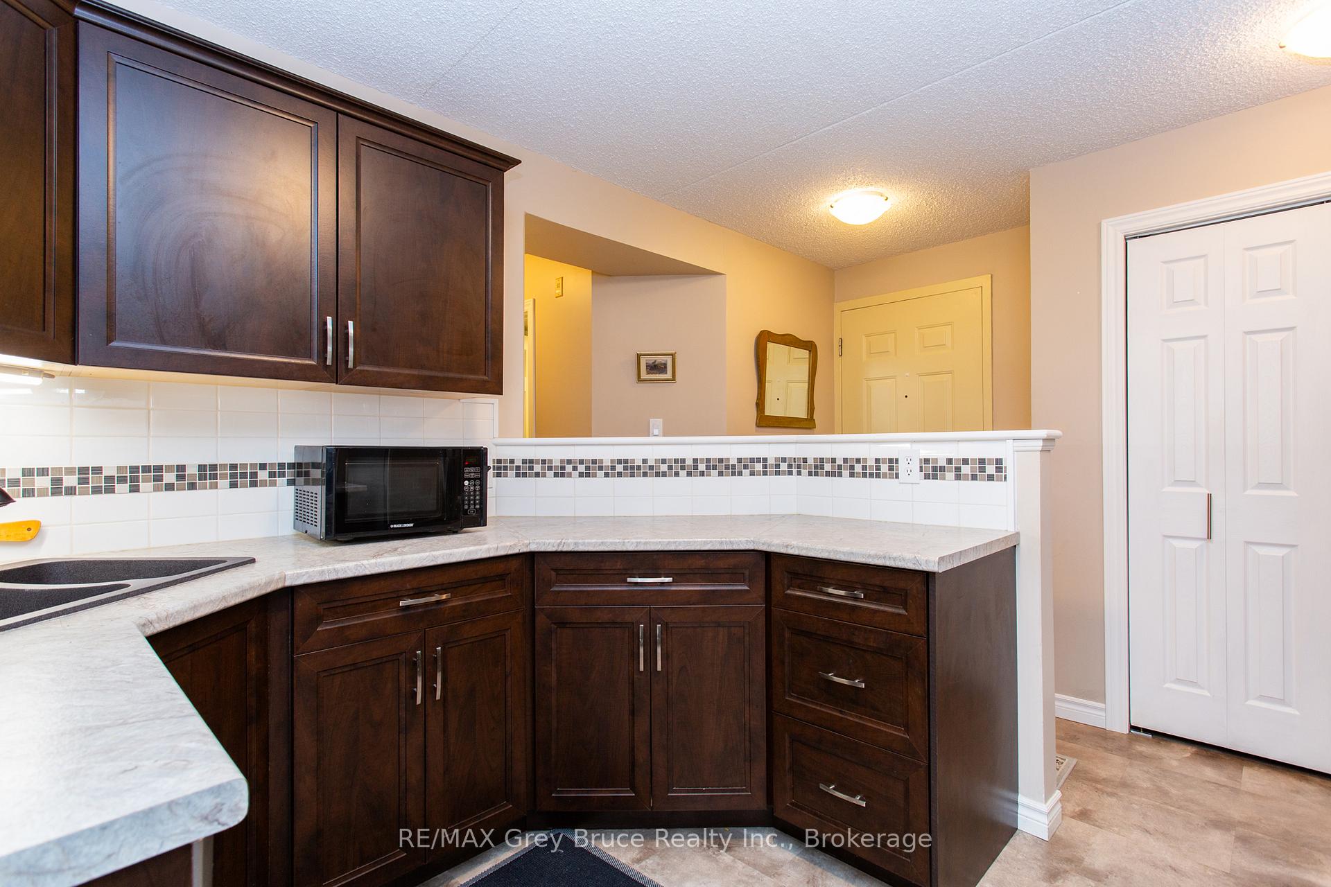 Photo 8 of Unit 206, 125 Hinks Street, Brockton — HOMEH